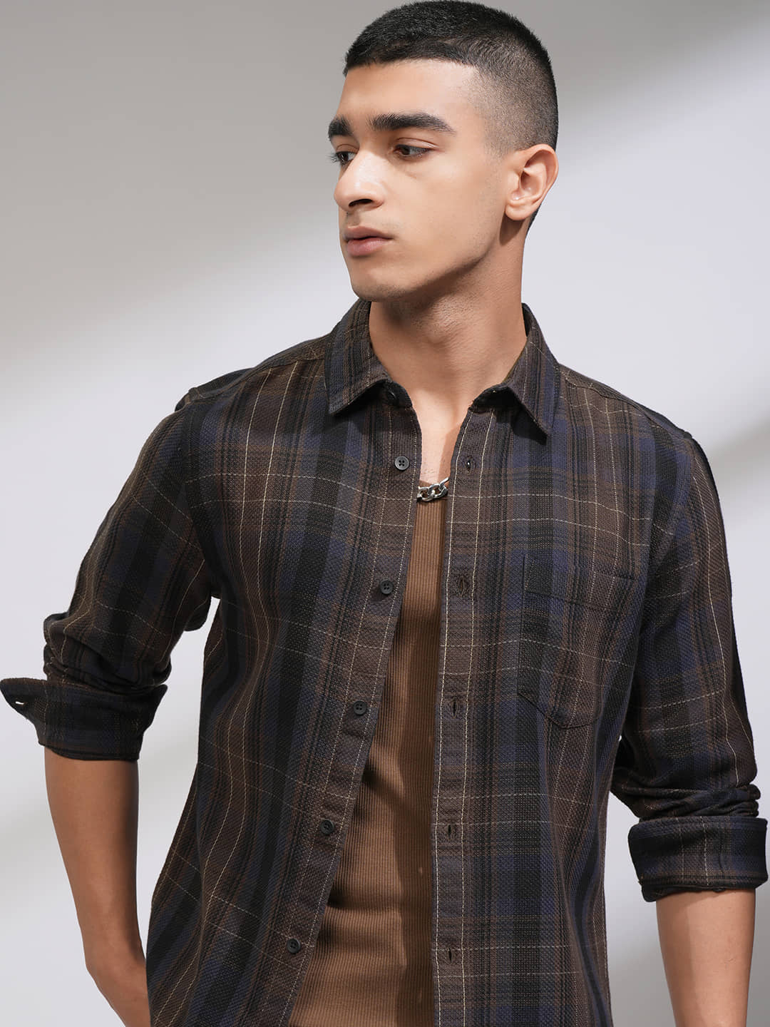 Highlander Cotton Blend Slim Fit Checks Full Sleeves Men's Casual Shirt - Brown ( Pack of 1 )