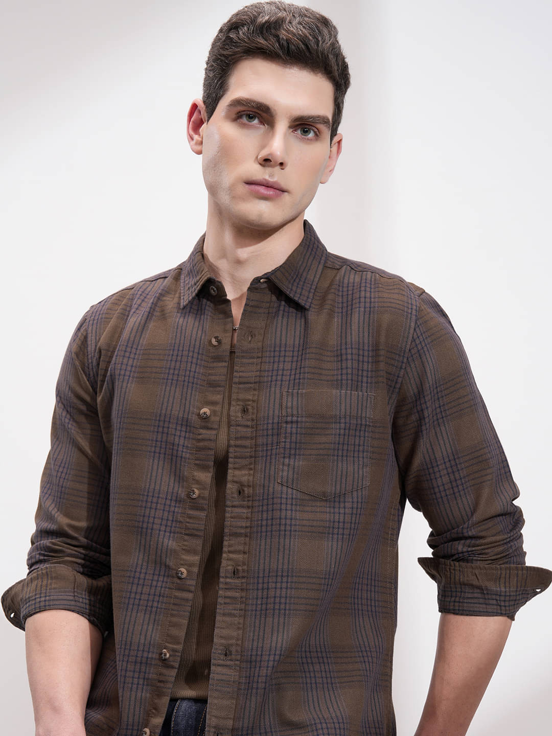     			Highlander Cotton Blend Slim Fit Checks Full Sleeves Men's Casual Shirt - Khaki ( Pack of 1 )