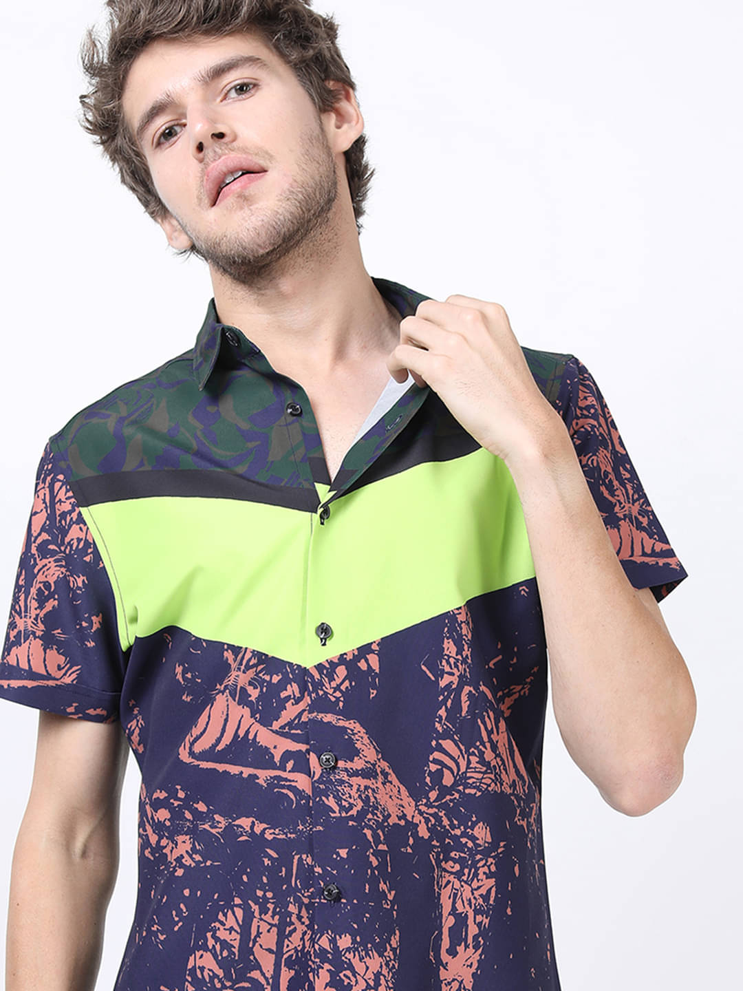     			Highlander Polyester Slim Fit Printed Half Sleeves Men's Casual Shirt - Green ( Pack of 1 )