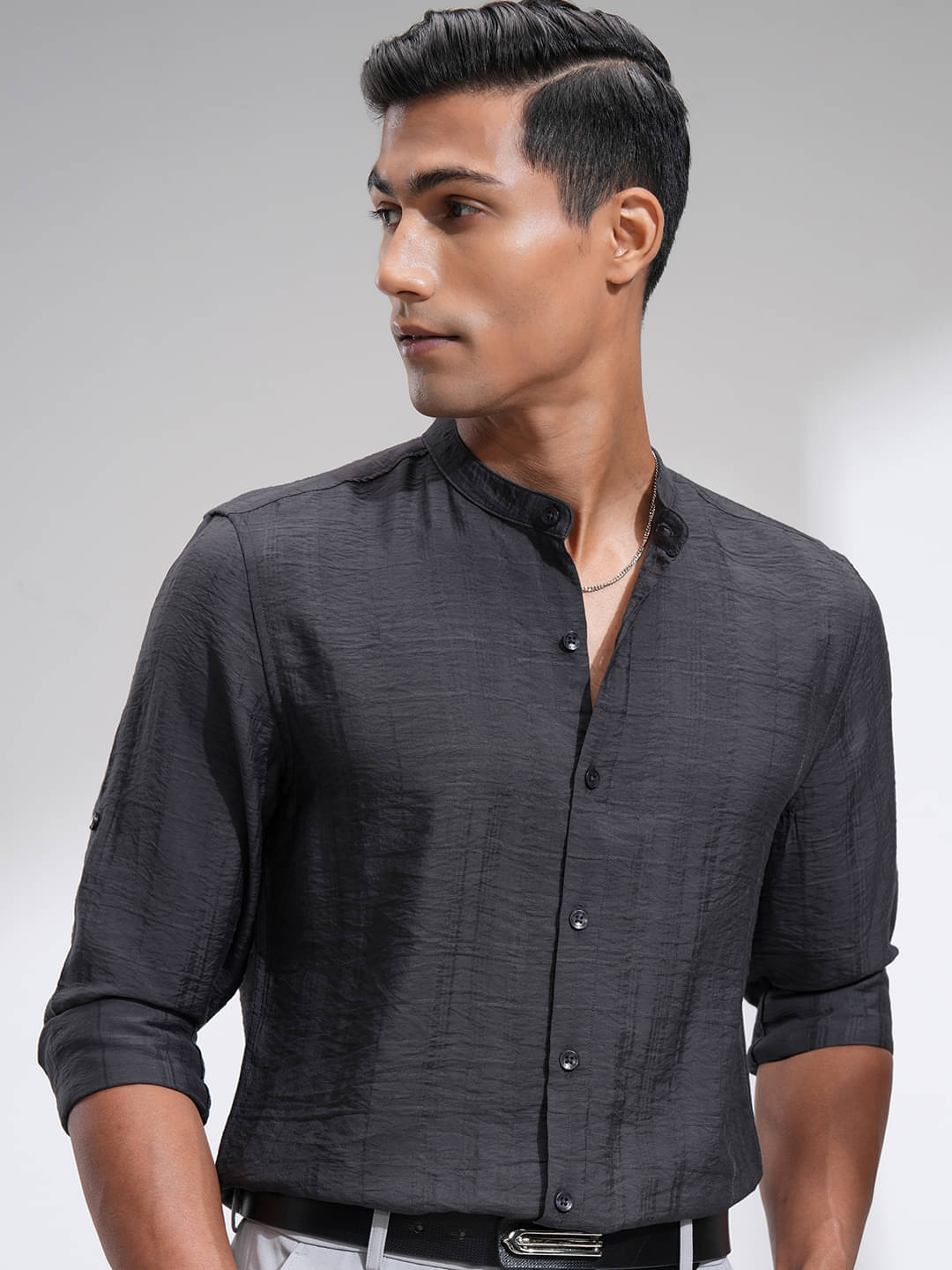     			Highlander Rayon Flex Regular Fit Solids Full Sleeves Men's Casual Shirt - Dark Grey ( Pack of 1 )