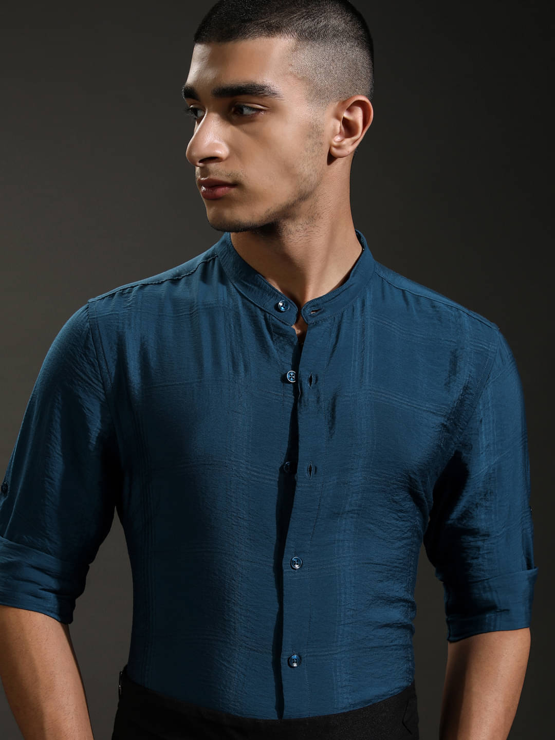     			Highlander Rayon Flex Regular Fit Solids Full Sleeves Men's Casual Shirt - Blue ( Pack of 1 )