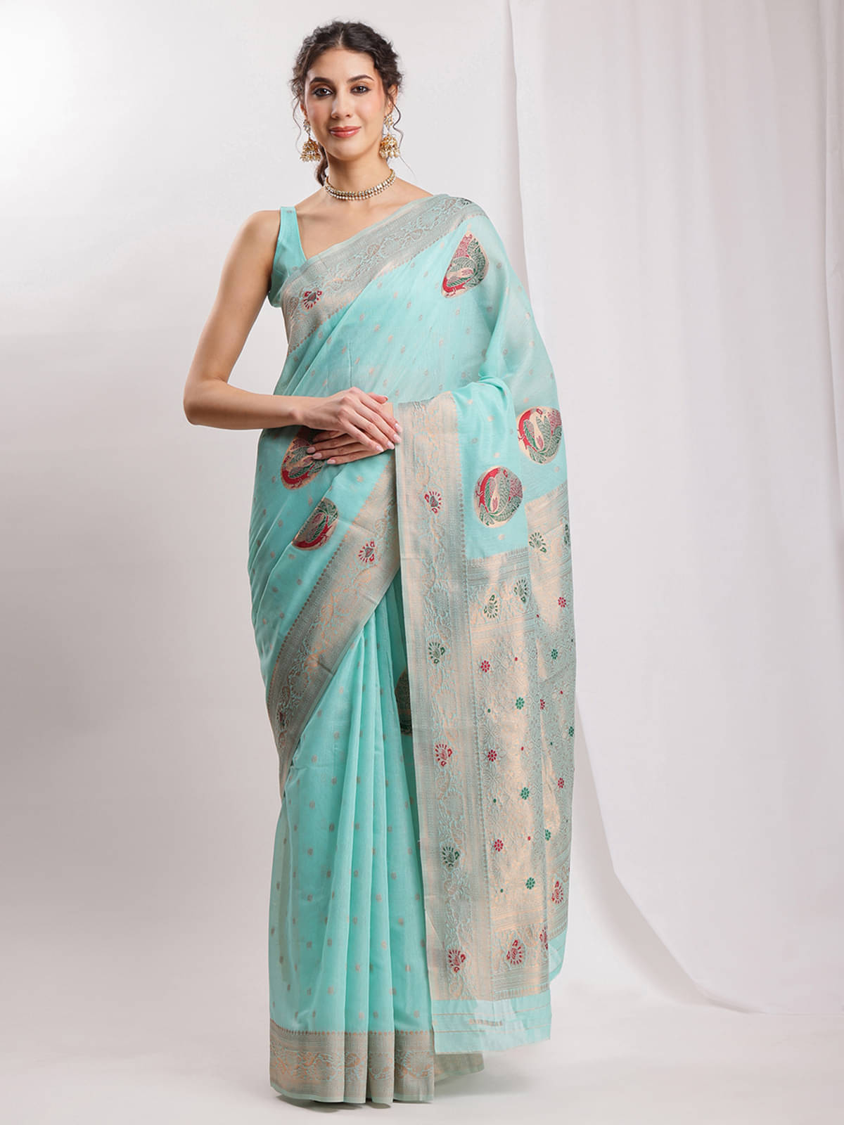     			Janasya Linen Woven Saree With Unstitched Blouse Piece ( Blue )