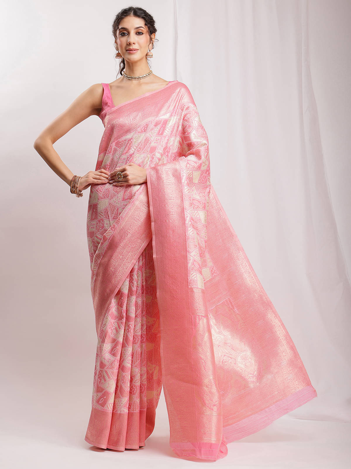 Janasya Silk Blend Woven Banarasi saree With Unstitched Blouse Piece ( Peach ) Janasya Silk Blend Woven Banarasi saree With Unstitched Blouse Piece ( Peach )