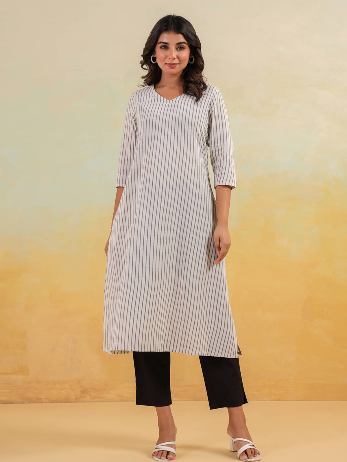     			Janasya Women Cotton Striped Straight Kurti ( White )