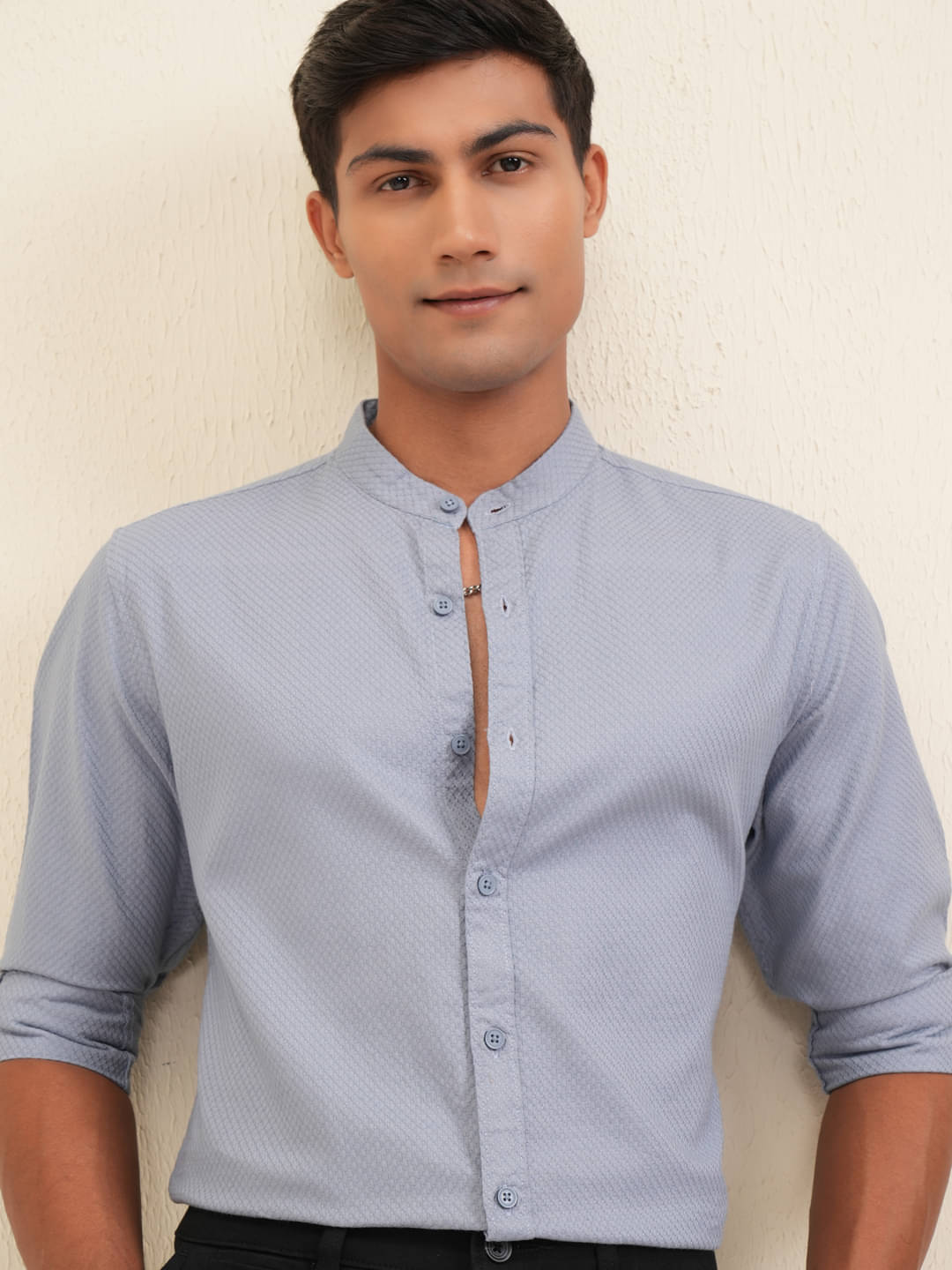 Locomotive 100% Cotton Regular Fit Self Design Full Sleeves Men's Casual Shirt - Blue ( Pack of 1 ) Locomotive 100% Cotton Regular Fit Self Design Full Sleeves Men's Casual Shirt - Blue ( Pack of 1 )