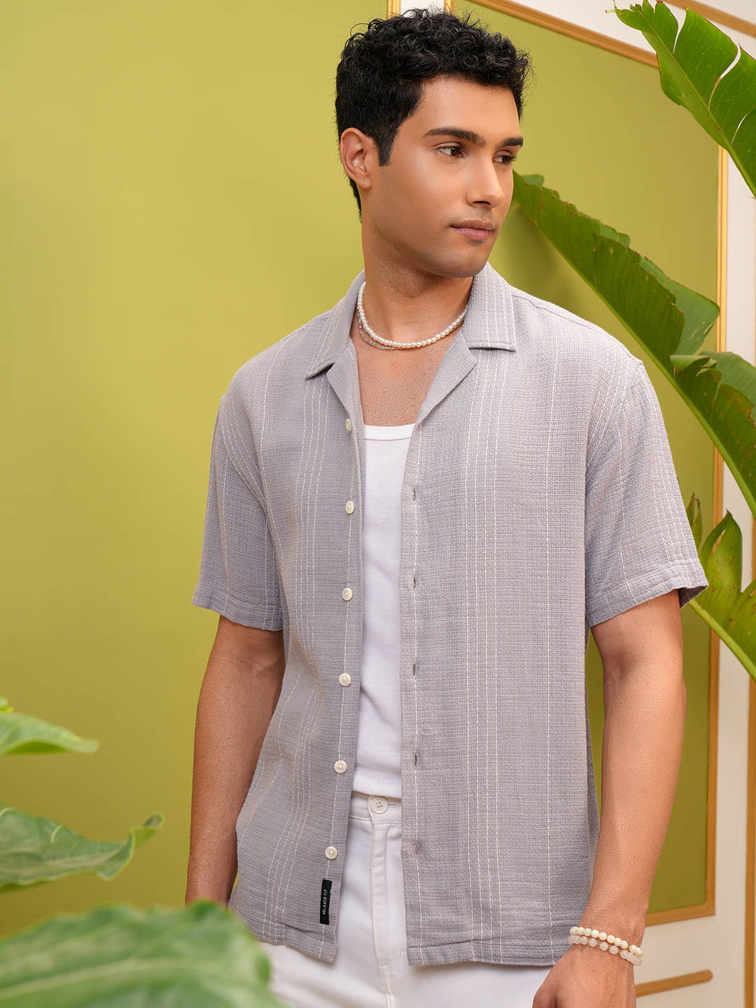 Locomotive 100% Cotton Relaxed Fit Striped Half Sleeves Men's Casual Shirt - Grey ( Pack of 1 ) Locomotive 100% Cotton Relaxed Fit Striped Half Sleeves Men's Casual Shirt - Grey ( Pack of 1 )