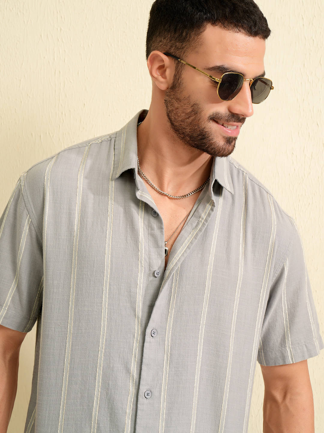 Locomotive 100% Cotton Relaxed Fit Solids Half Sleeves Men's Casual Shirt - Grey ( Pack of 1 ) Locomotive 100% Cotton Relaxed Fit Solids Half Sleeves Men's Casual Shirt - Grey ( Pack of 1 )