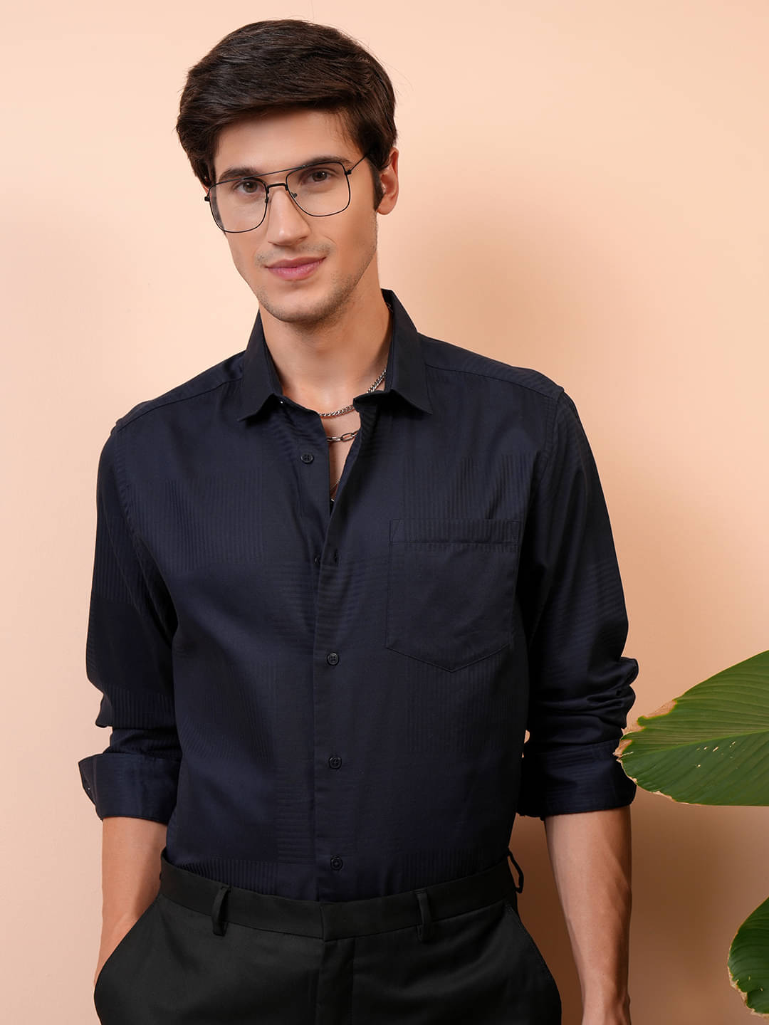 Locomotive 100% Cotton Relaxed Fit Solids Full Sleeves Men's Casual Shirt - Navy ( Pack of 1 ) Locomotive 100% Cotton Relaxed Fit Solids Full Sleeves Men's Casual Shirt - Navy ( Pack of 1 )