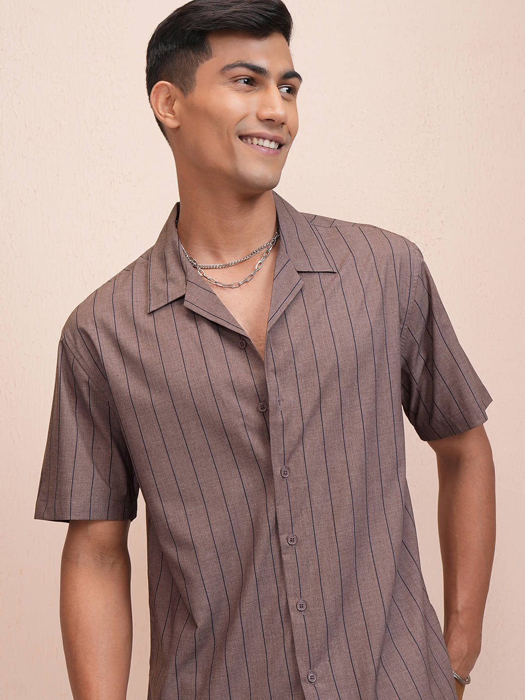 Locomotive Cotton Blend Relaxed Fit Striped Half Sleeves Men's Casual Shirt - Maroon ( Pack of 1 )     			Locomotive Cotton Blend Relaxed Fit Striped Half Sleeves Men's Casual Shirt - Maroon ( Pack of 1 )