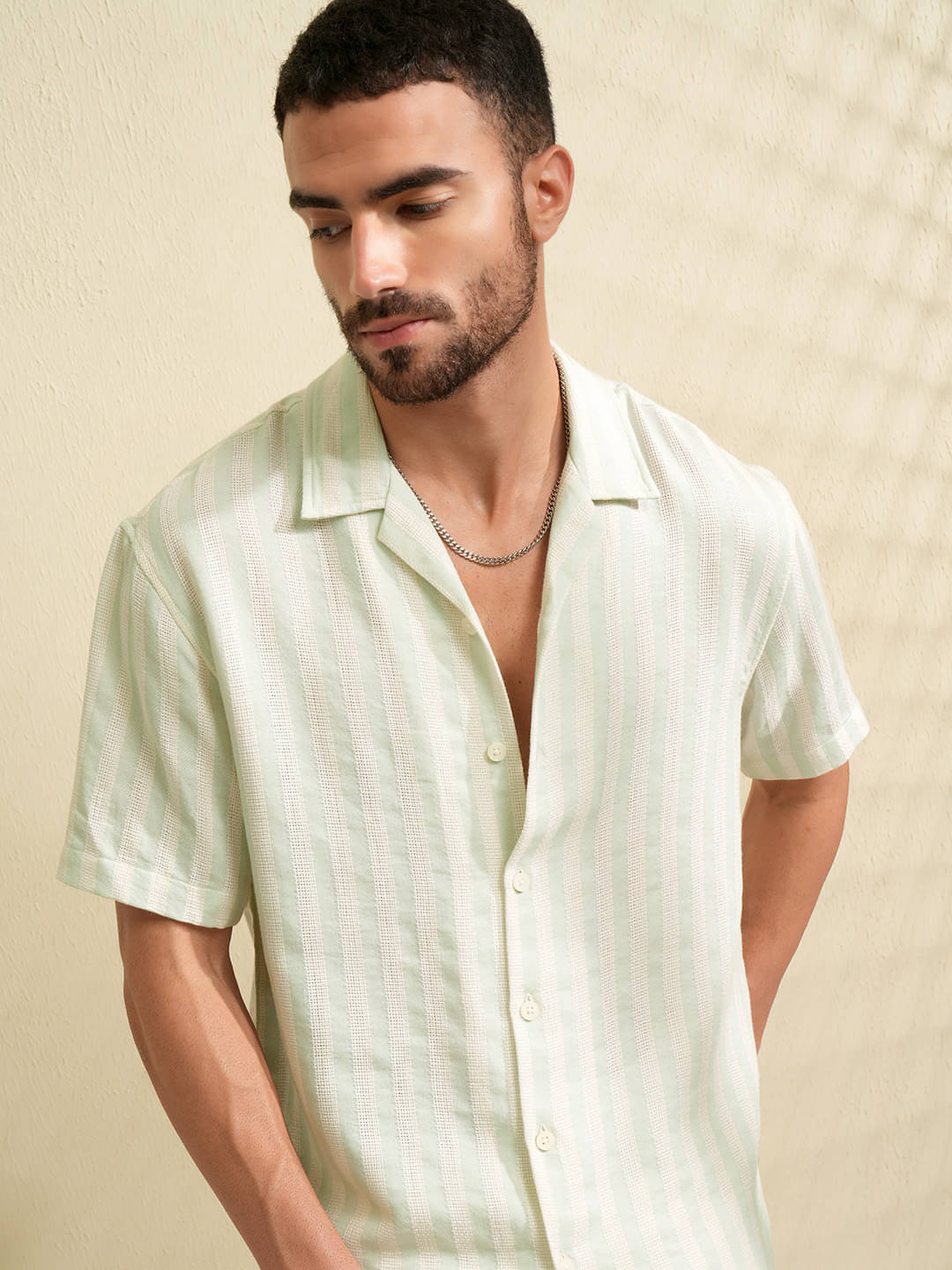     			Locomotive Cotton Blend Relaxed Fit Striped Half Sleeves Men's Casual Shirt - Green ( Pack of 1 )