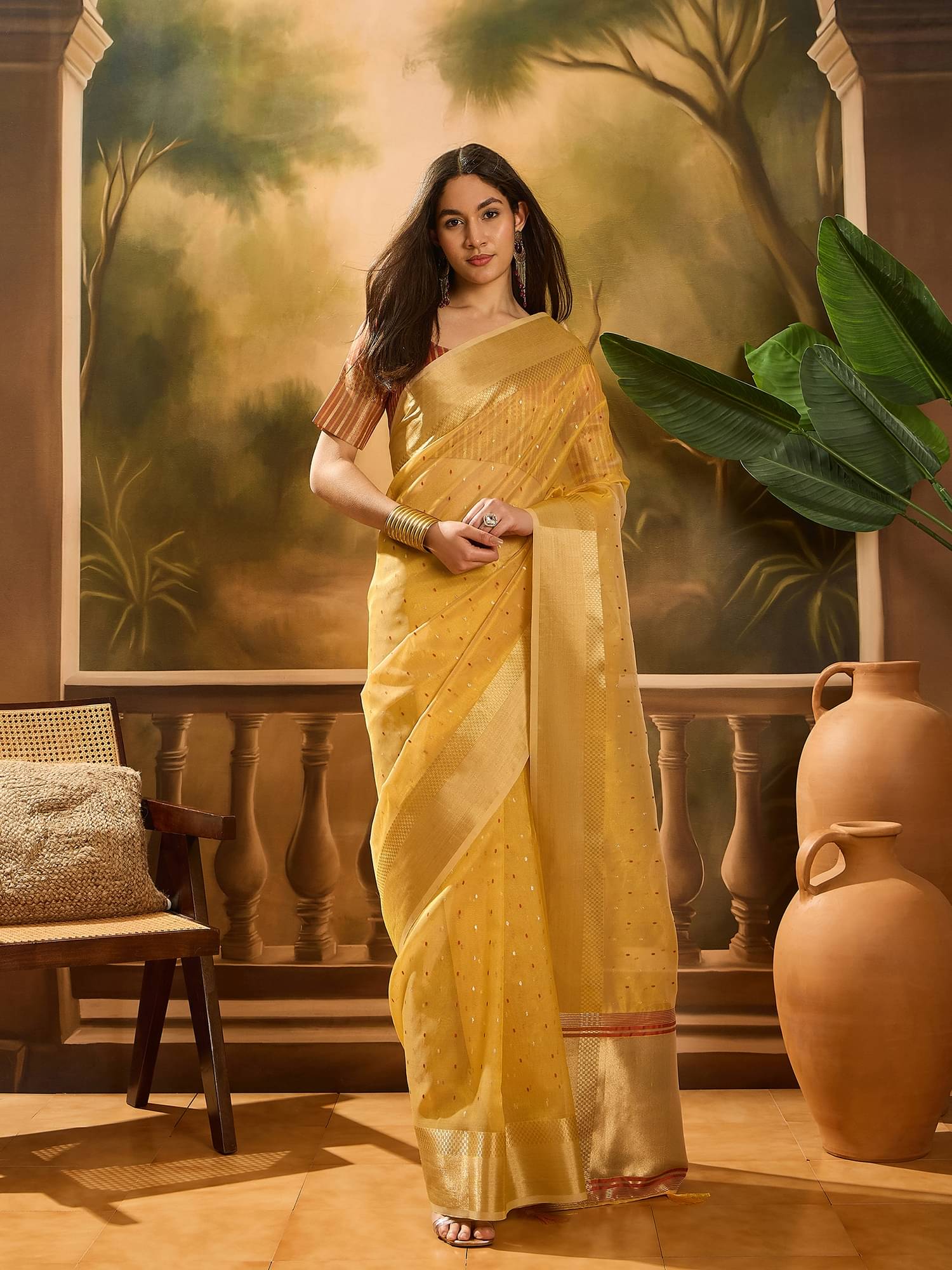 Rangtulika Ethnics Organza Applique Banarasi saree With Unstitched Blouse Piece ( Yellow ) Rangtulika Ethnics Organza Applique Banarasi saree With Unstitched Blouse Piece ( Yellow )