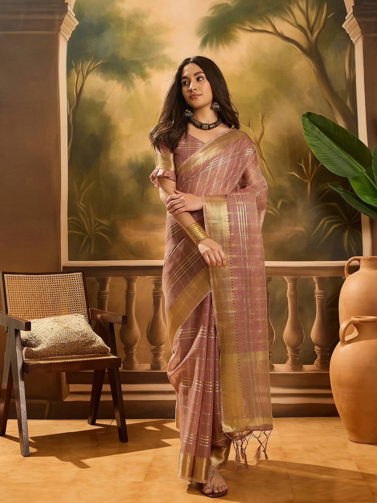 Rangtulika Ethnics Organza Checks Banarasi saree With Unstitched Blouse Piece ( Bronze )     			Rangtulika Ethnics Organza Checks Banarasi saree With Unstitched Blouse Piece ( Bronze )