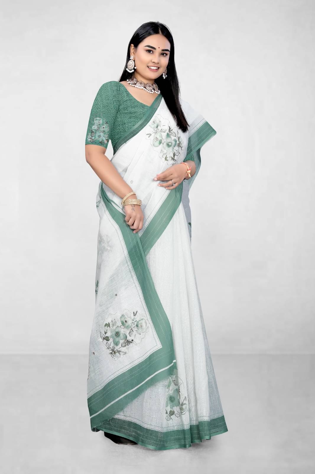 Sundhaji Trends Linen Printed Saree With Unstitched Blouse Piece ( Green ) Sundhaji Trends Linen Printed Saree With Unstitched Blouse Piece ( Green )