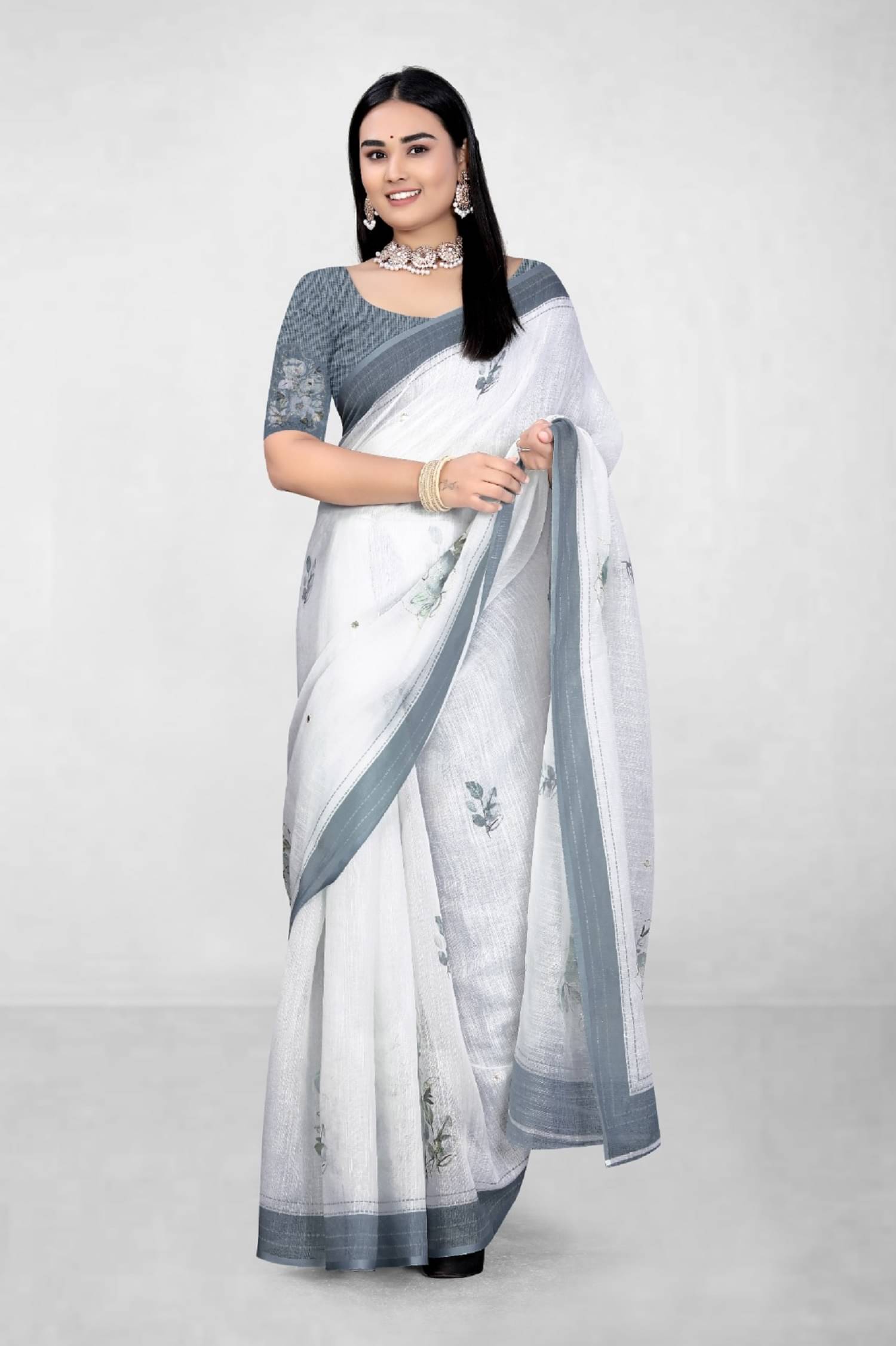 Sundhaji Trends Linen Printed Saree With Unstitched Blouse Piece ( Grey ) Sundhaji Trends Linen Printed Saree With Unstitched Blouse Piece ( Grey )