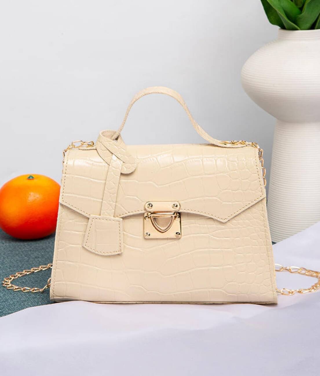     			gufrina Sling Bag PU Set of 1 ( Cream )