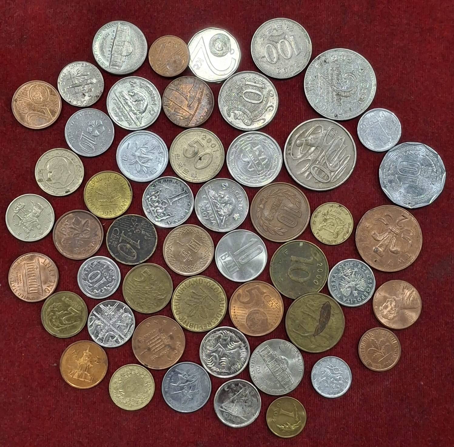     			50 DIFFERENT FOREIGN WORLD COINS ALL DIFFERENT RARE (50 DIFFERENT COINS )