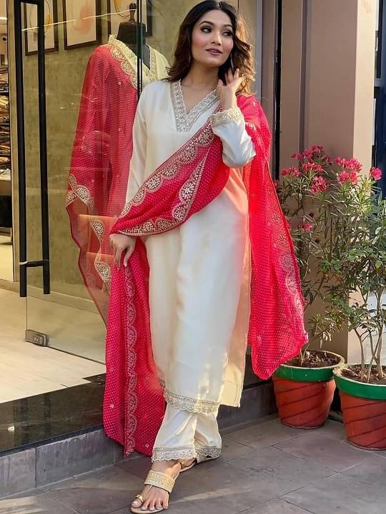     			Crissy Women Chiffon Self Design Anarkali Kurti With Pants ( Mint Green )