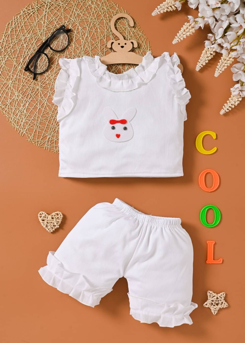 Ishrat Collection Pack of 1 Baby Girls Cotton Blend T-shirt & Shorts ( White ) Ishrat Collection Pack of 1 Baby Girls Cotton Blend T-shirt & Shorts ( White )