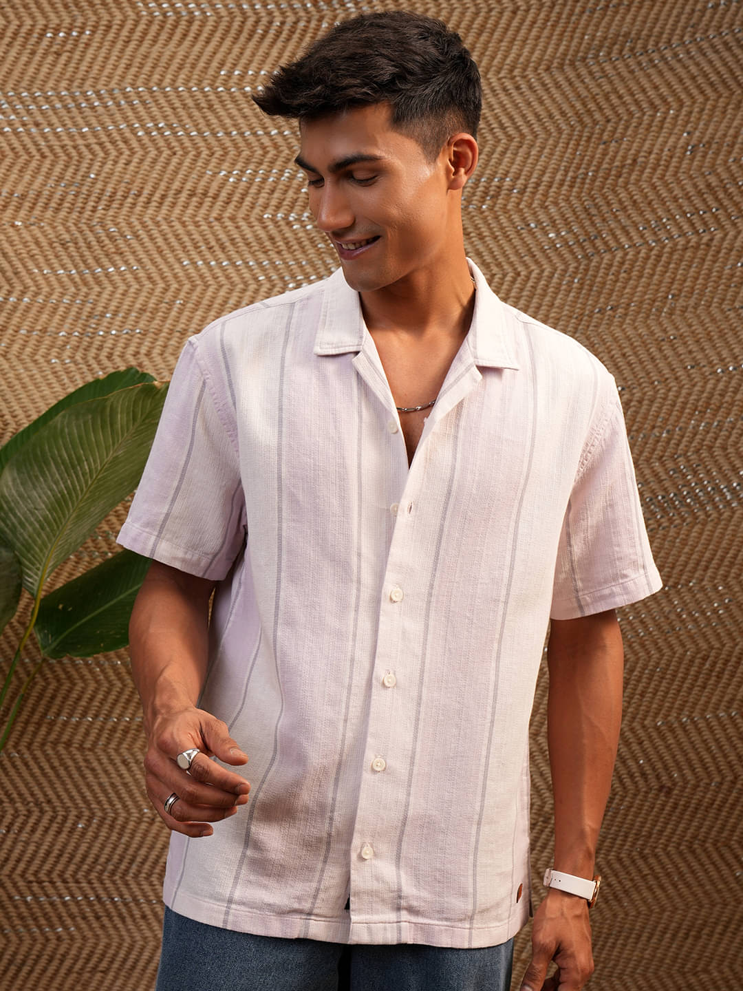     			Locomotive 100% Cotton Regular Fit Striped Half Sleeves Men's Casual Shirt - Pink ( Pack of 1 )