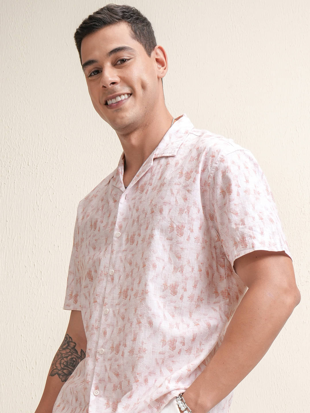 Locomotive 100% Cotton Relaxed Fit Printed Half Sleeves Men's Casual Shirt - Orange ( Pack of 1 ) Locomotive 100% Cotton Relaxed Fit Printed Half Sleeves Men's Casual Shirt - Orange ( Pack of 1 )