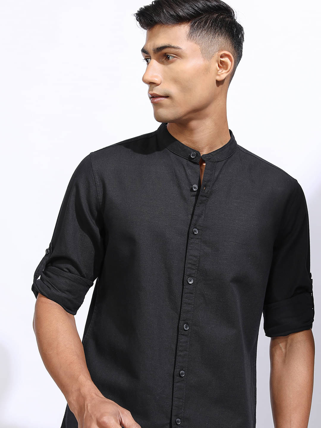     			Locomotive Cotton Blend Regular Fit Solids Full Sleeves Men's Casual Shirt - Black ( Pack of 1 )