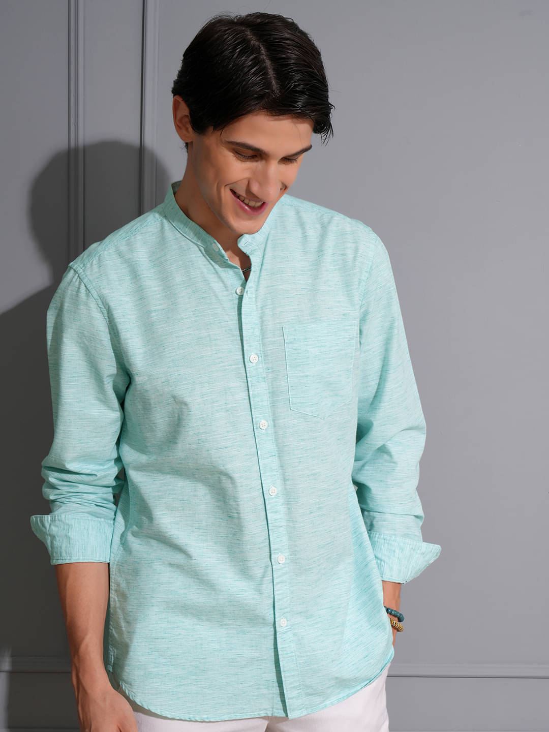 Locomotive Cotton Blend Regular Fit Solids Full Sleeves Men's Casual Shirt - Blue ( Pack of 1 ) Locomotive Cotton Blend Regular Fit Solids Full Sleeves Men's Casual Shirt - Blue ( Pack of 1 )