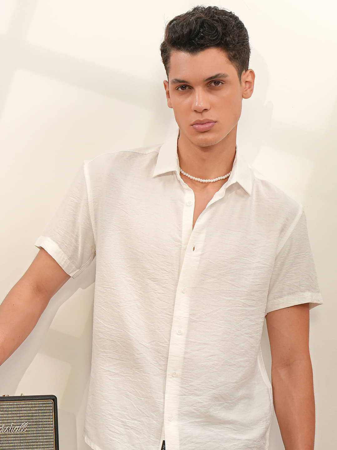     			Locomotive Polyester Relaxed Fit Self Design Half Sleeves Men's Casual Shirt - White ( Pack of 1 )