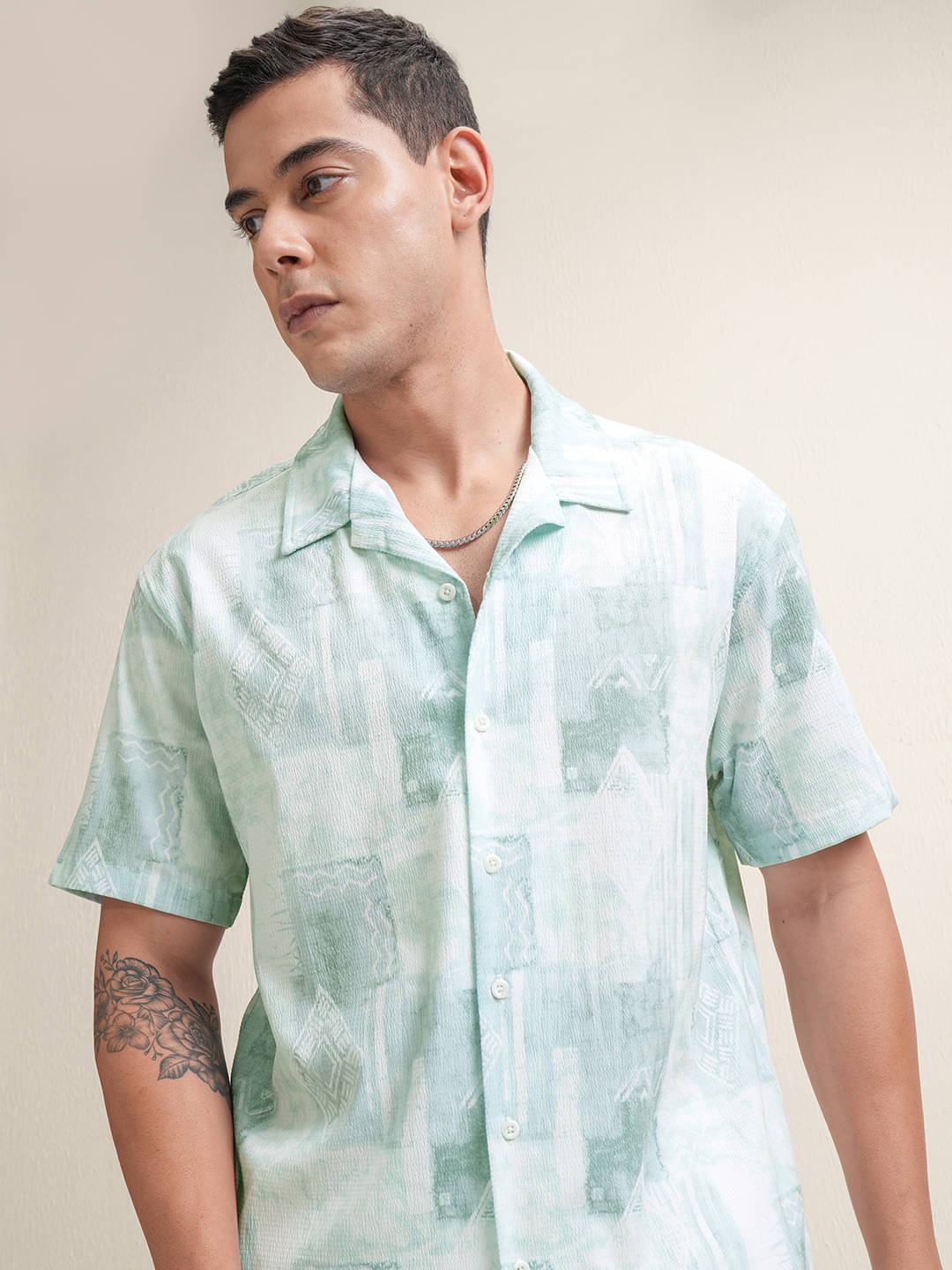 Locomotive Rayon Flex Relaxed Fit Printed Half Sleeves Men's Casual Shirt - Light Green ( Pack of 1 ) Locomotive Rayon Flex Relaxed Fit Printed Half Sleeves Men's Casual Shirt - Light Green ( Pack of 1 )