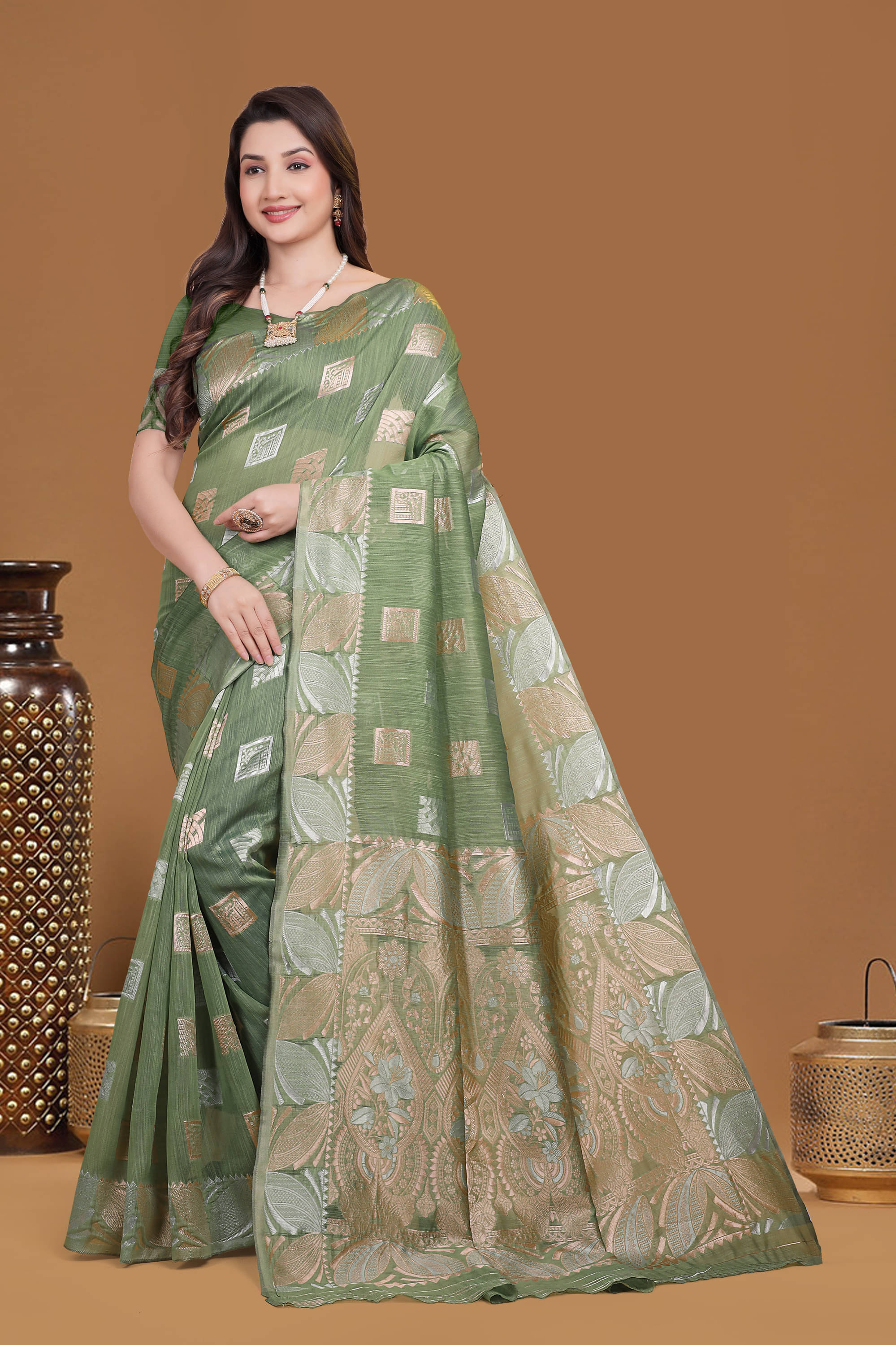     			NENCY FASHIONS Silk Woven Kanjeevaram Sarees With Unstitched Blouse Piece ( Green )