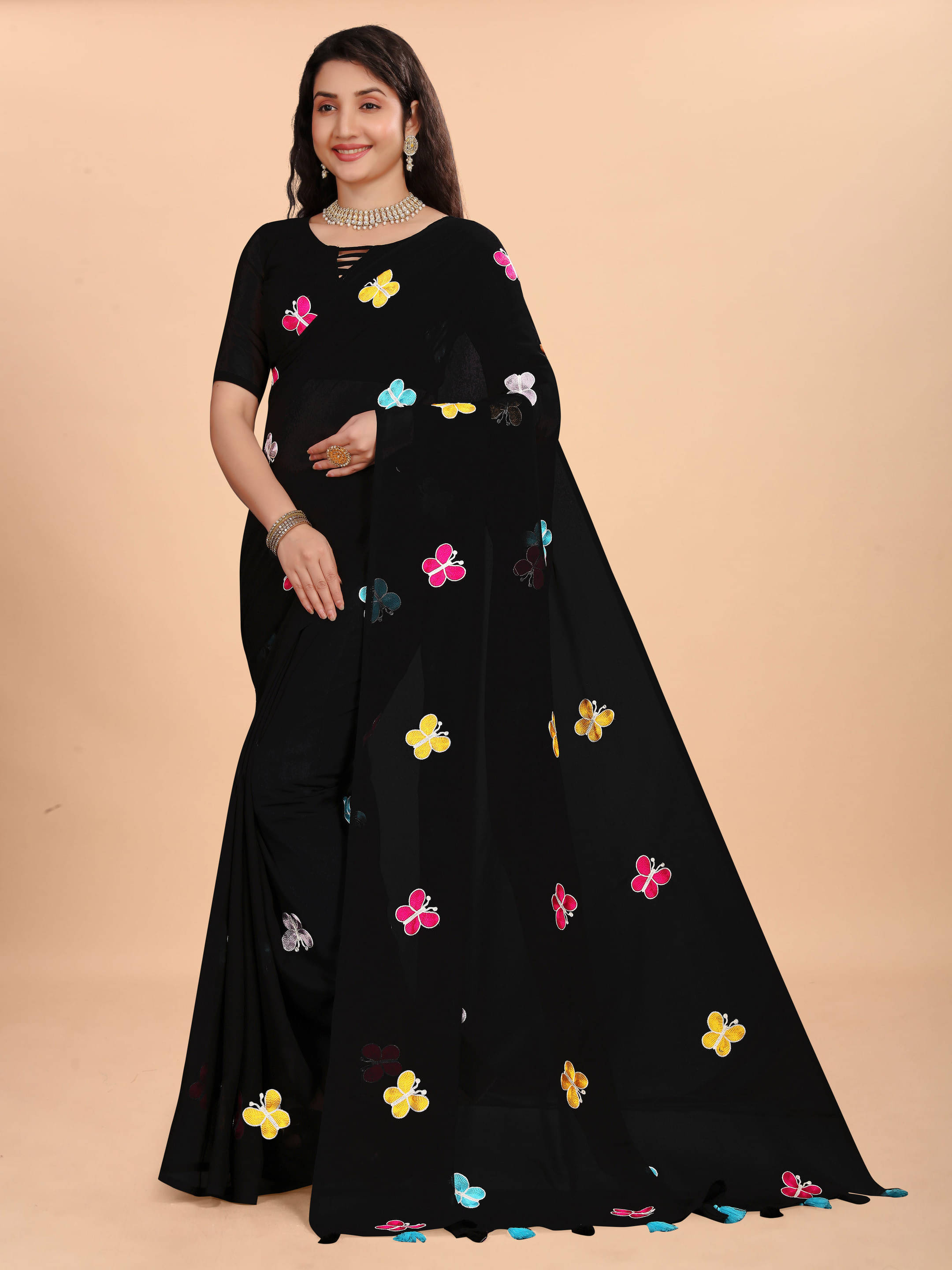 Sadika Georgette Embroidered Saree With Unstitched Blouse Piece ( Black ) Sadika Georgette Embroidered Saree With Unstitched Blouse Piece ( Black )