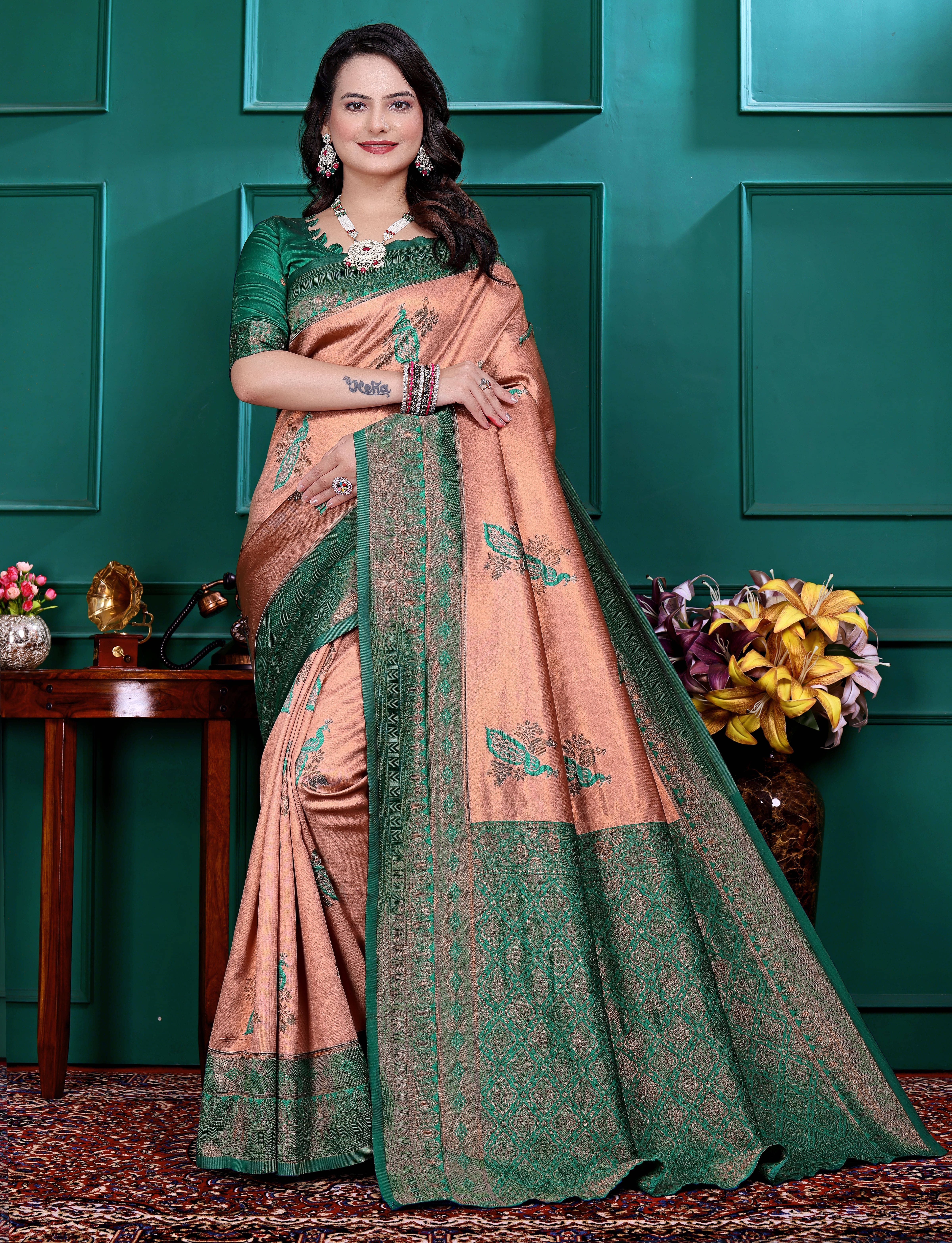     			Sadika Silk Blend Woven Saree With Unstitched Blouse Piece ( Pink )