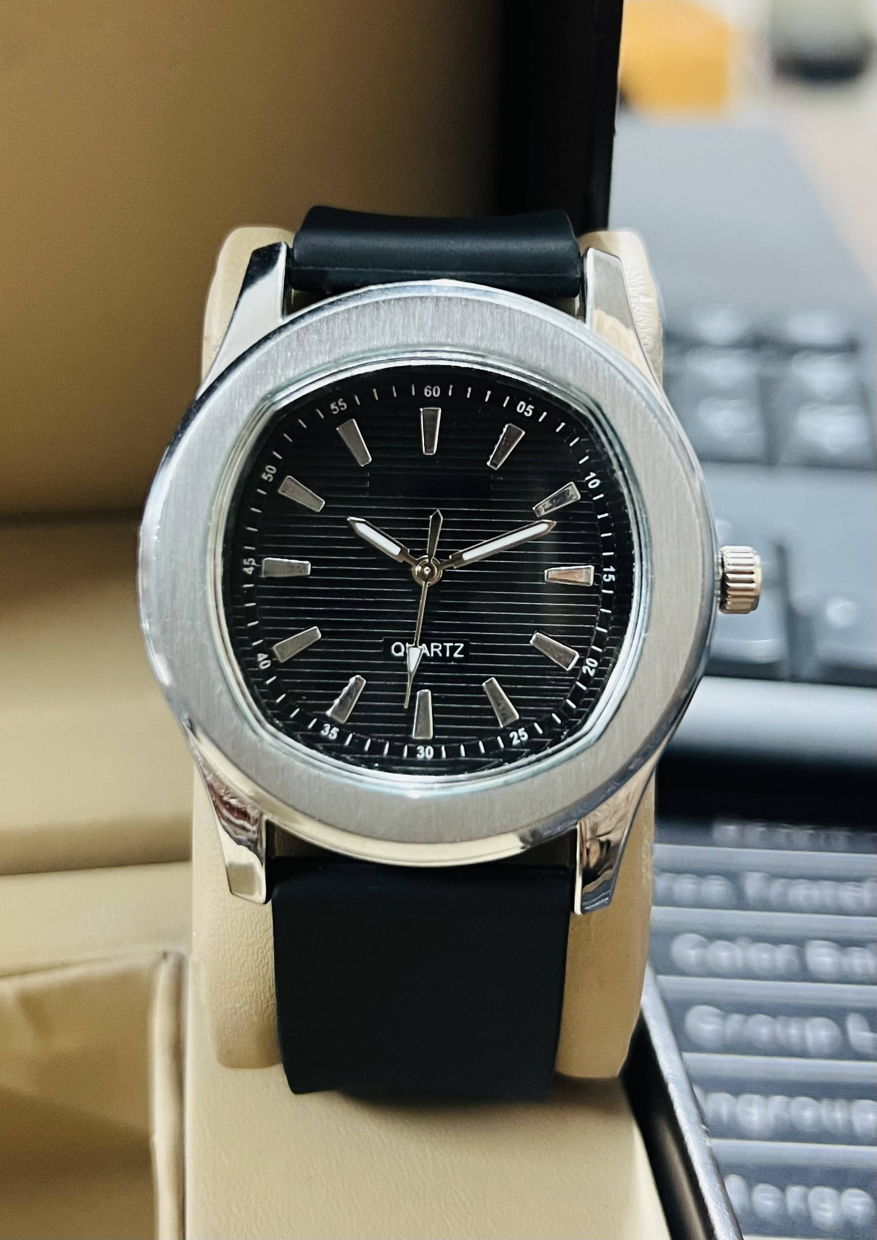     			ZETWAL Black Silicon Analog Men's Watch
