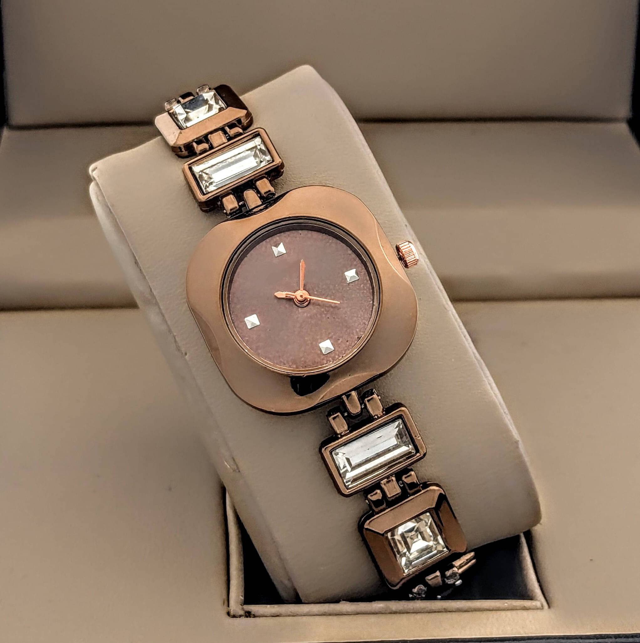     			ZETWAL Brown Metal Analog Womens Watch