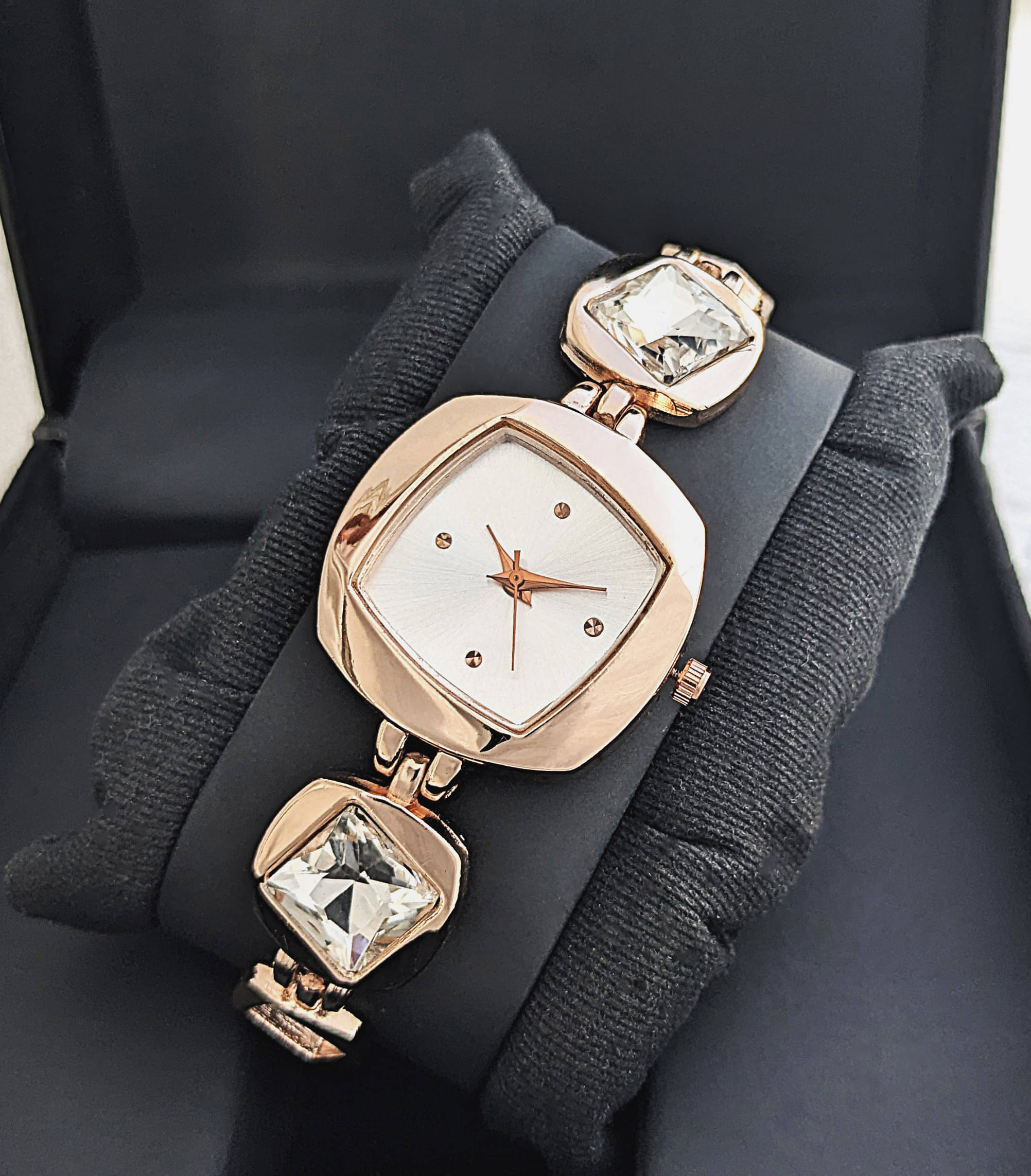     			ZETWAL Rose Gold Metal Analog Womens Watch