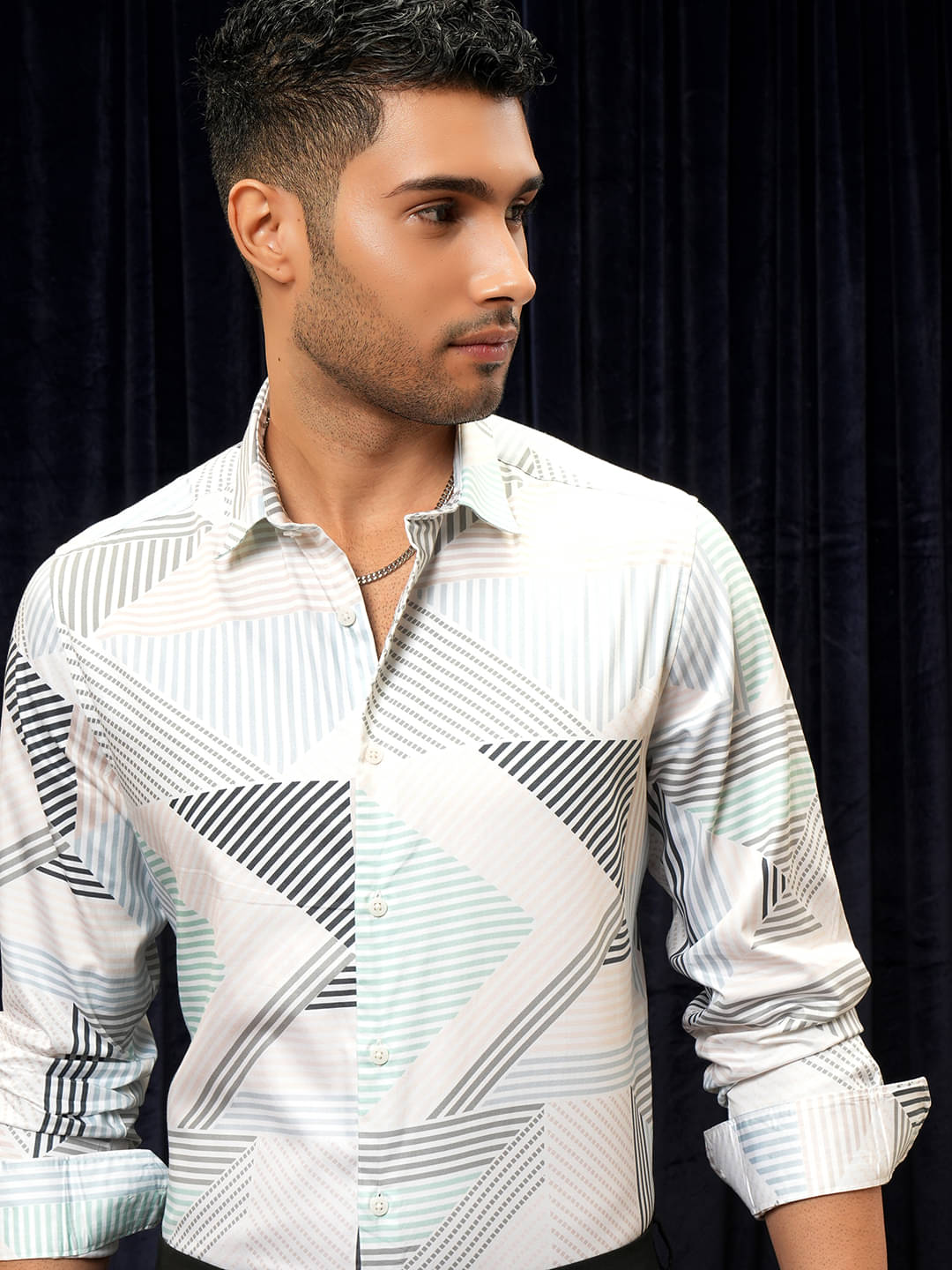     			Locomotive 100% Cotton Slim Fit Printed Full Sleeves Men's Casual Shirt - Multicolor ( Pack of 1 )
