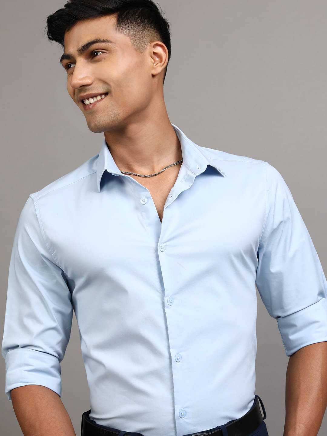 Locomotive Cotton Blend Slim Fit Solids Full Sleeves Men's Casual Shirt - Light Blue ( Pack of 1 ) Locomotive Cotton Blend Slim Fit Solids Full Sleeves Men's Casual Shirt - Light Blue ( Pack of 1 )