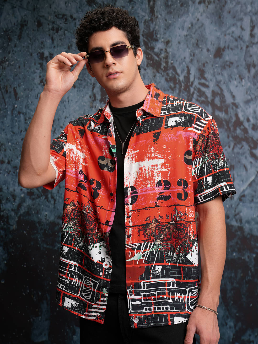    			Locomotive Cotton Blend Slim Fit Printed Full Sleeves Men's Casual Shirt - Red ( Pack of 1 )