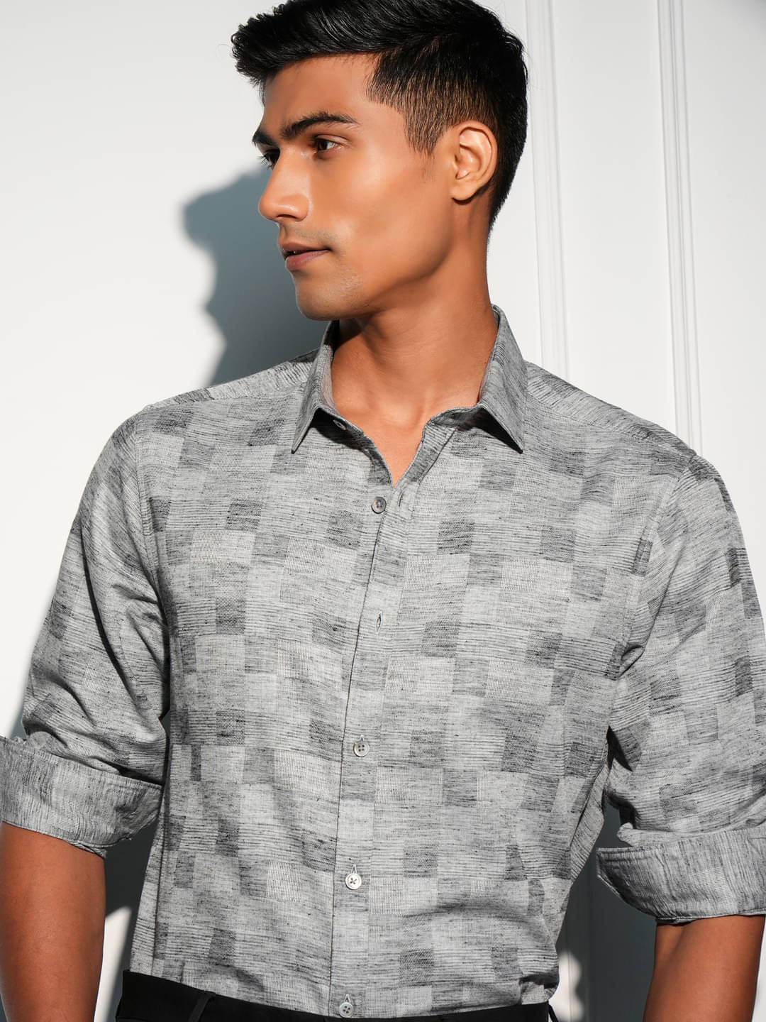     			Locomotive Cotton Blend Slim Fit Printed Full Sleeves Men's Casual Shirt - Grey ( Pack of 1 )