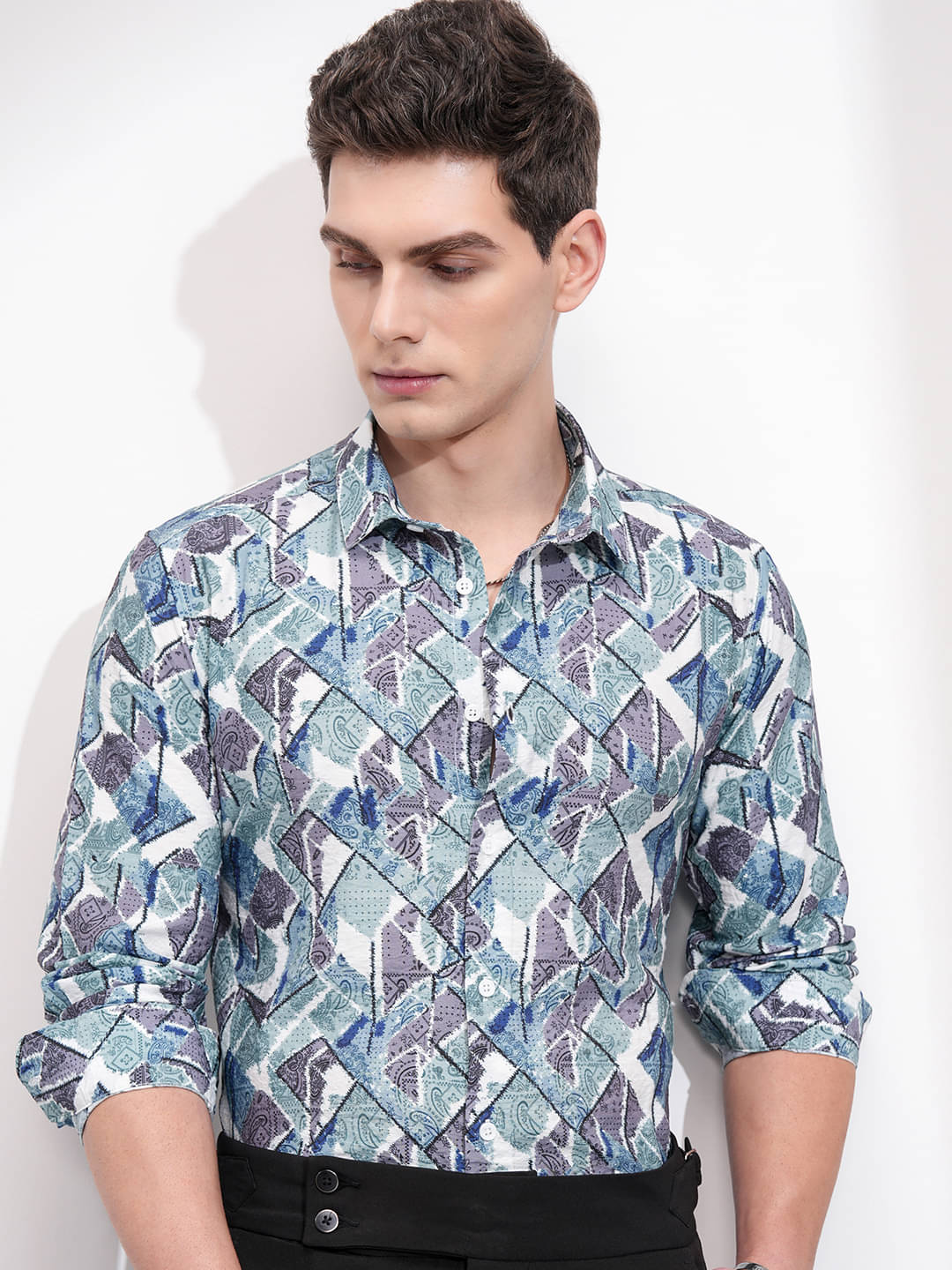     			Locomotive Viscose Slim Fit Printed Full Sleeves Men's Casual Shirt - Multicolor ( Pack of 1 )