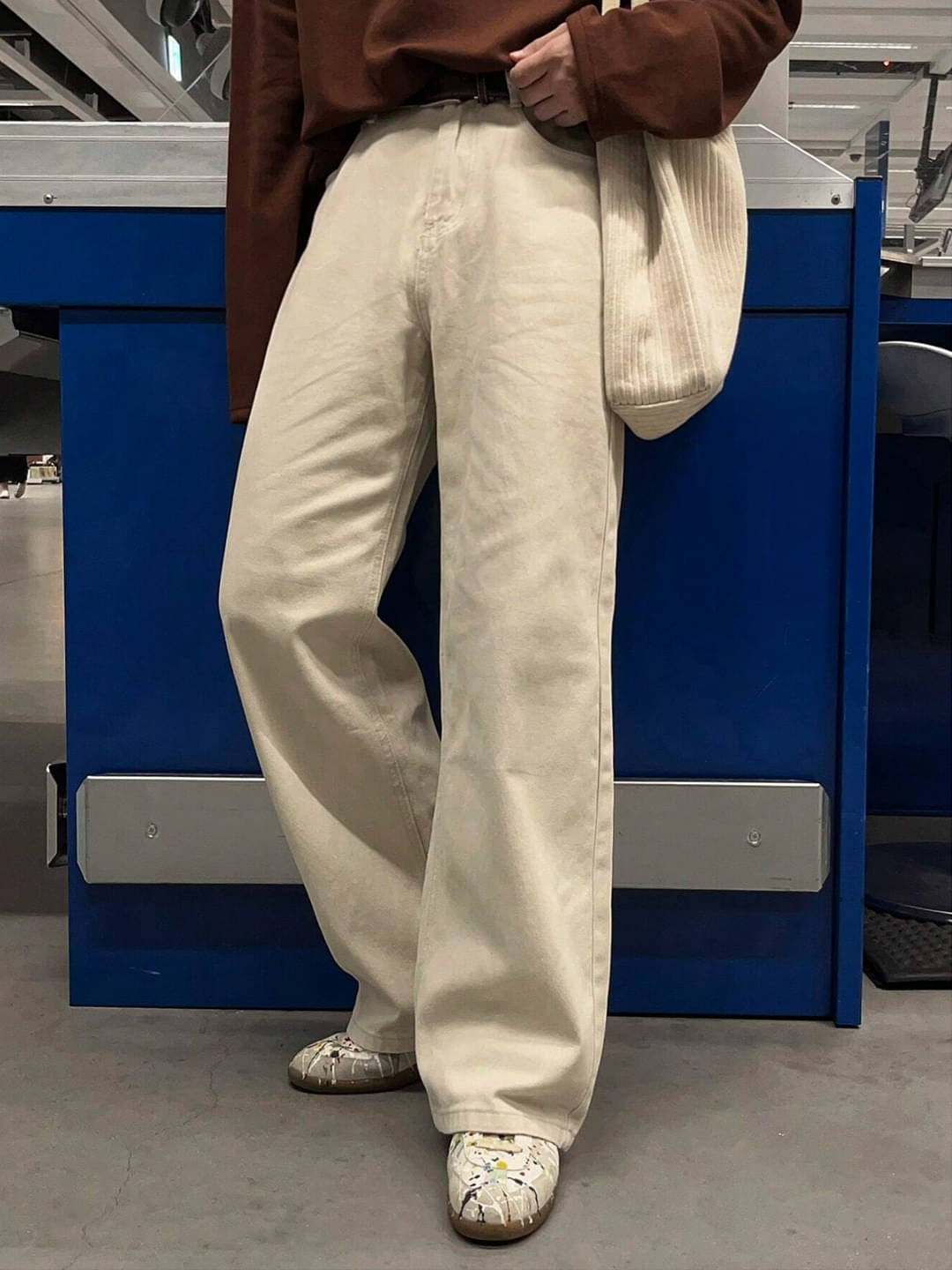 Masterly Weft Relaxed Clean Look Men's Jeans - Beige ( Pack of 1 ) Masterly Weft Relaxed Clean Look Men's Jeans - Beige ( Pack of 1 )