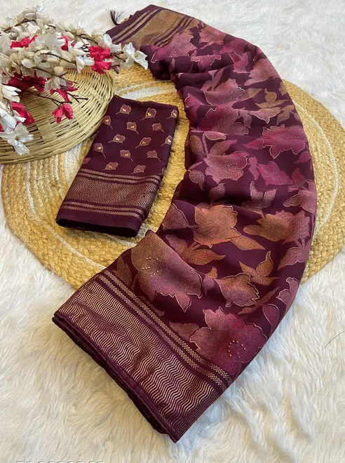 VAANISRI Crepe Printed Saree With Unstitched Blouse Piece ( Purple ) VAANISRI Crepe Printed Saree With Unstitched Blouse Piece ( Purple )