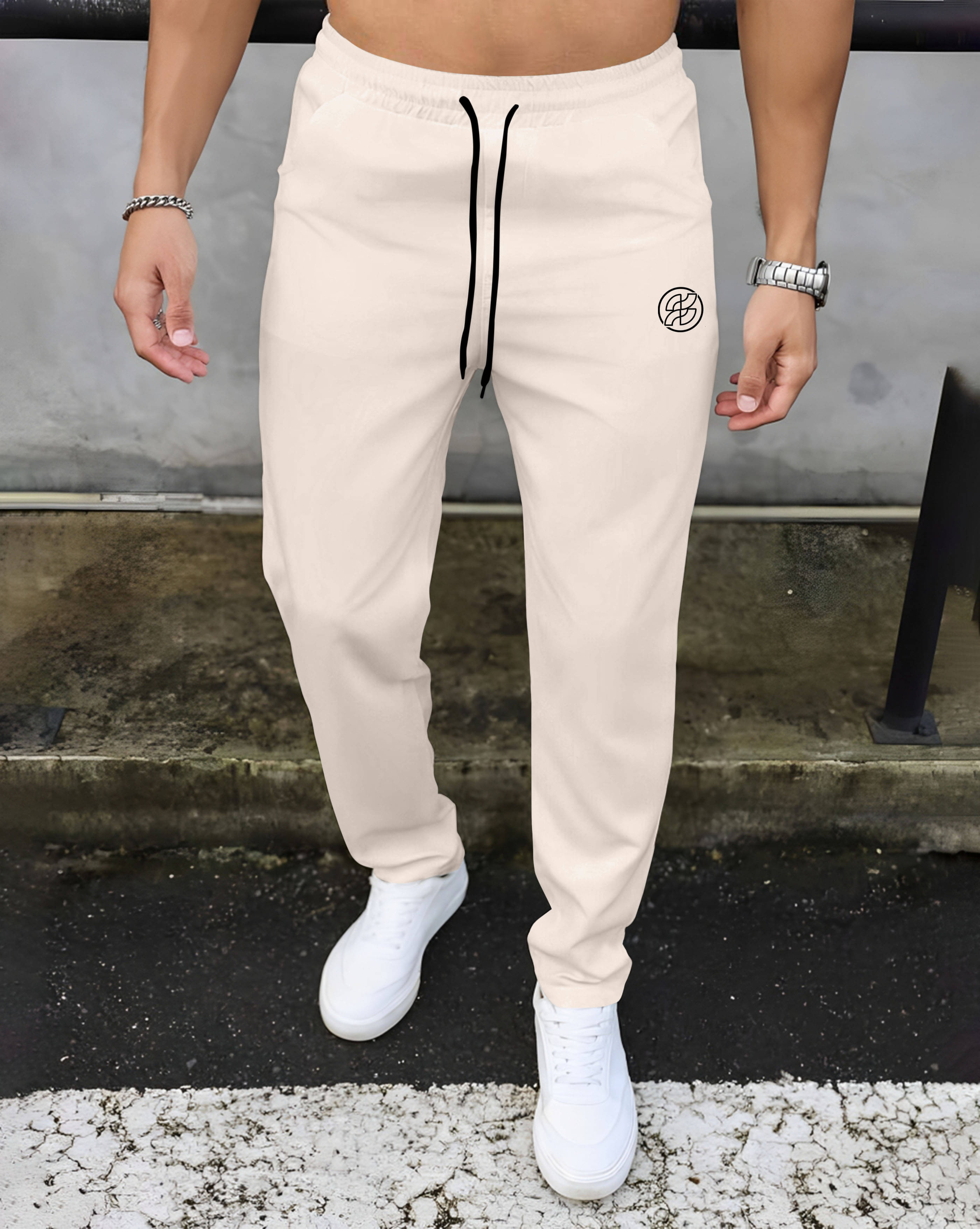     			AUSK Beige Cotton Blend Men's Trackpants ( Pack of 1 )