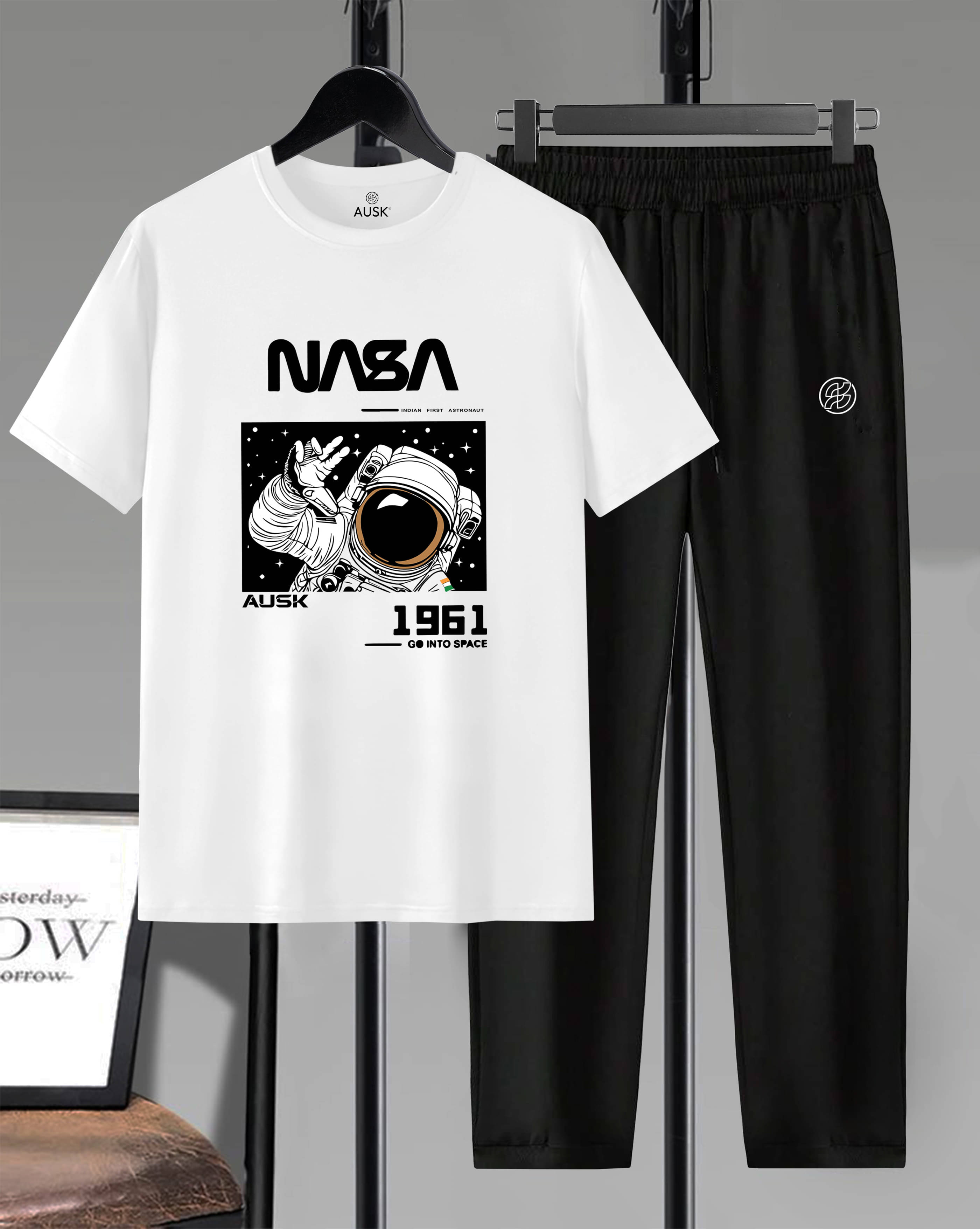     			AUSK Men's T-shirt With Trousers Co-Ords Set ( Pack of 1 , White )