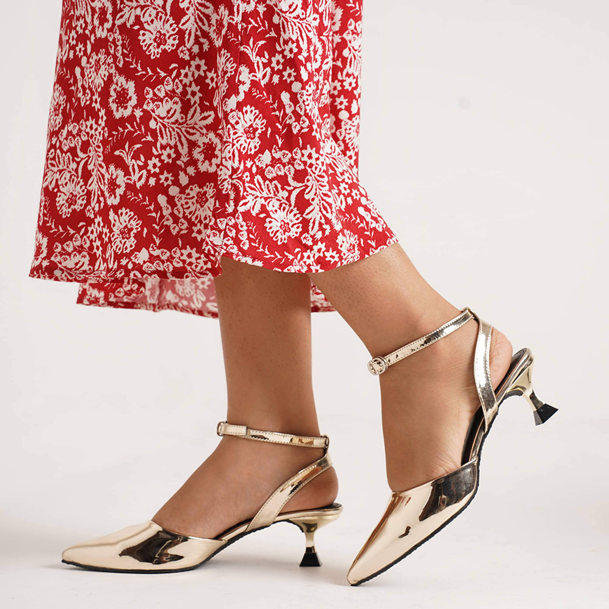 JM Looks Gold Women's Sandal Heels     			JM Looks Gold Women's Sandal Heels