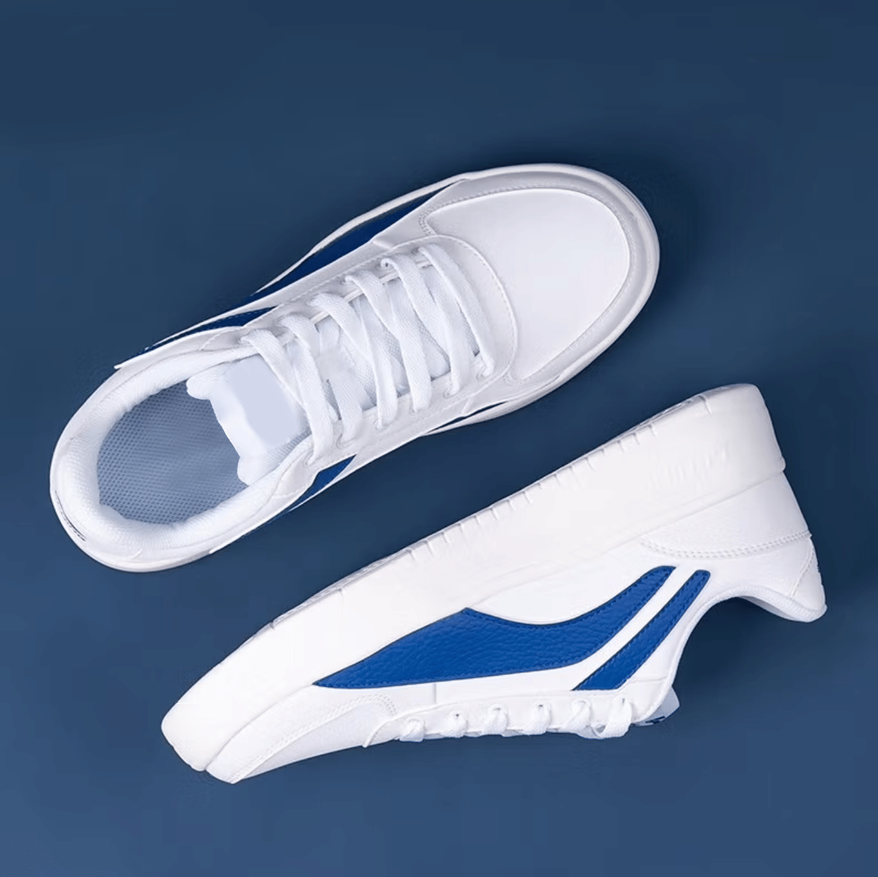     			ROBBIE JONES White Men's Lifestyle Shoes