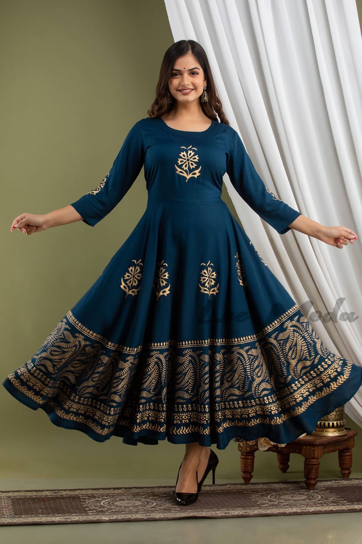     			Ropa De Moda Women Viscose Rayon Printed Anarkali Kurti ( Teal )