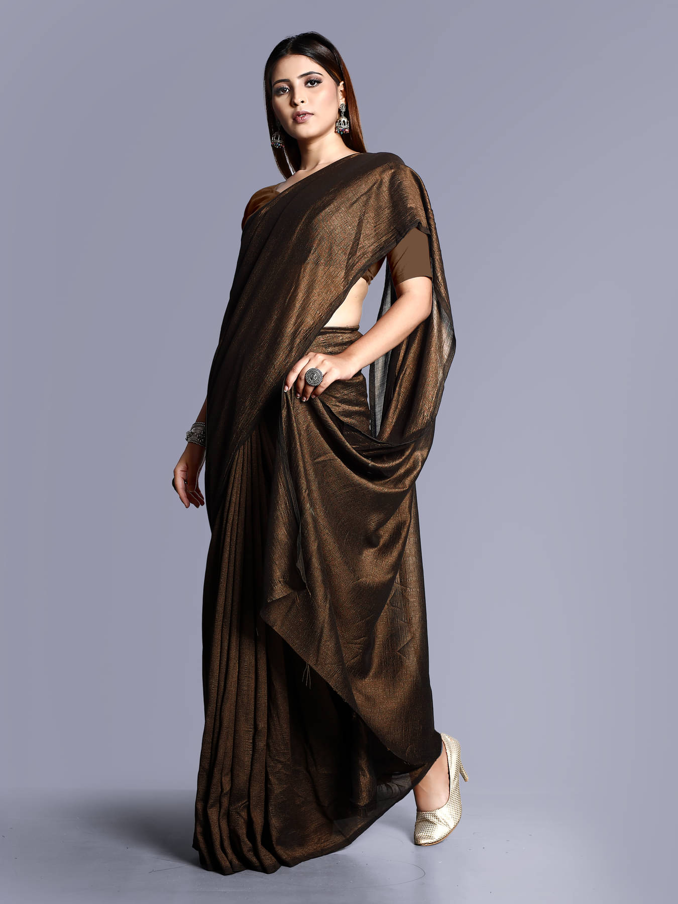 SHIRODHARI Viscose Solid Ilkal Saree With Unstitched Blouse Piece ( Grey ) SHIRODHARI Viscose Solid Ilkal Saree With Unstitched Blouse Piece ( Grey )