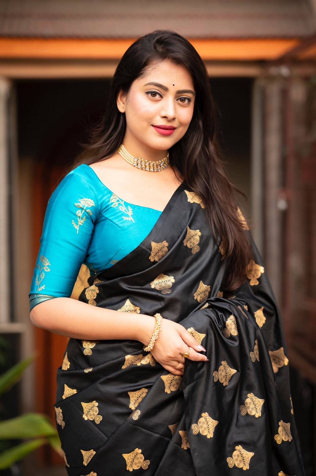 WOVEN STOCK Silk Self Design Banarasi saree With Unstitched Blouse Piece ( Rama ) WOVEN STOCK Silk Self Design Banarasi saree With Unstitched Blouse Piece ( Rama )