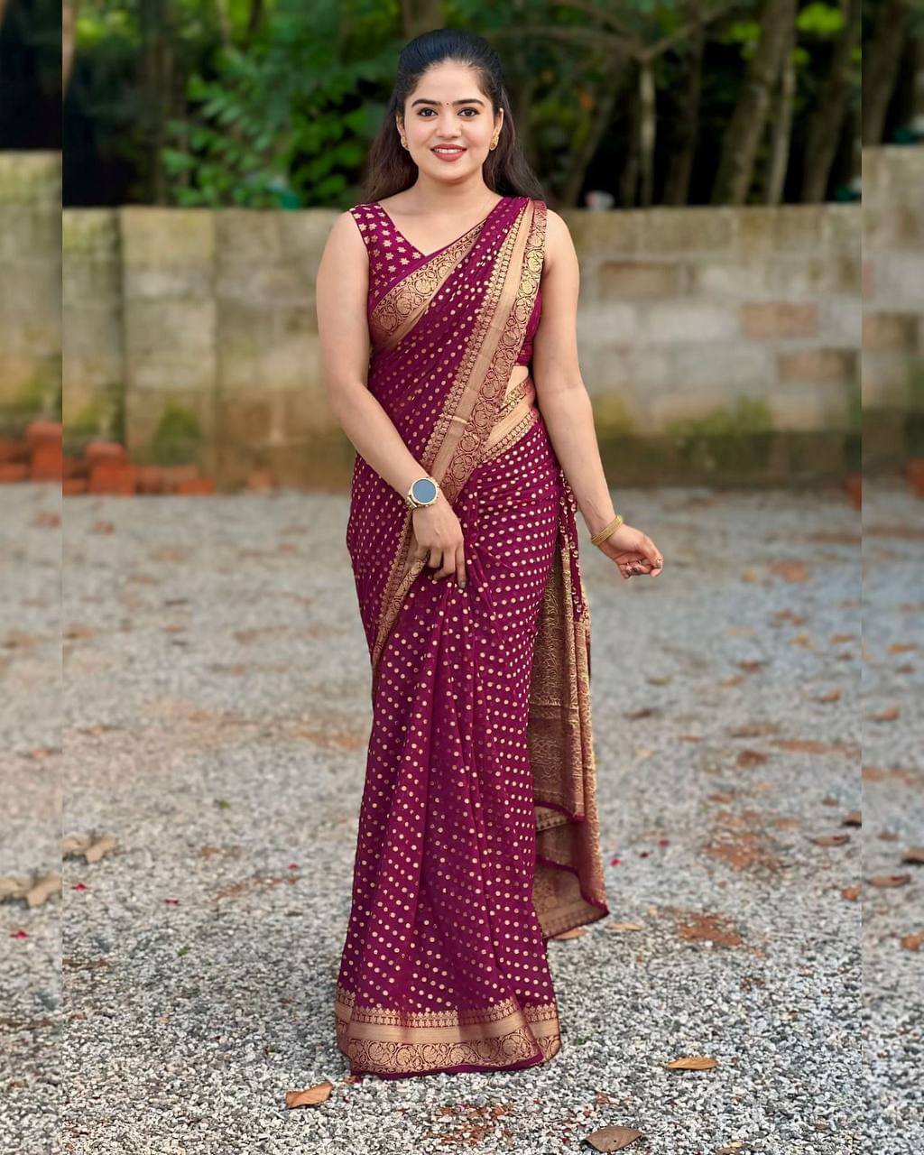 WOVEN STOCK Silk Self Design Banarasi saree With Unstitched Blouse Piece ( Wine ) WOVEN STOCK Silk Self Design Banarasi saree With Unstitched Blouse Piece ( Wine )