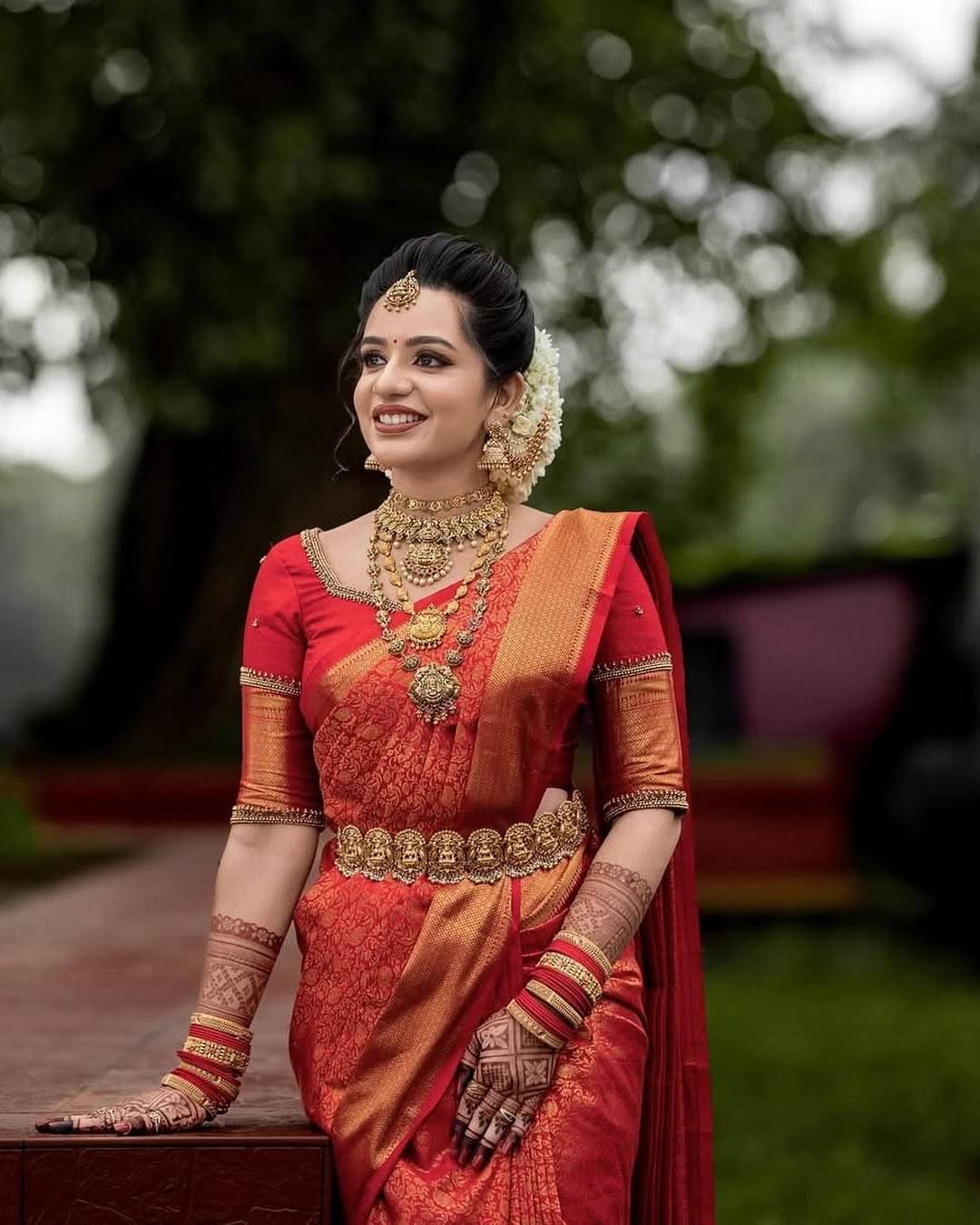WOVEN STOCK Silk Self Design Banarasi saree With Unstitched Blouse Piece ( Red ) WOVEN STOCK Silk Self Design Banarasi saree With Unstitched Blouse Piece ( Red )